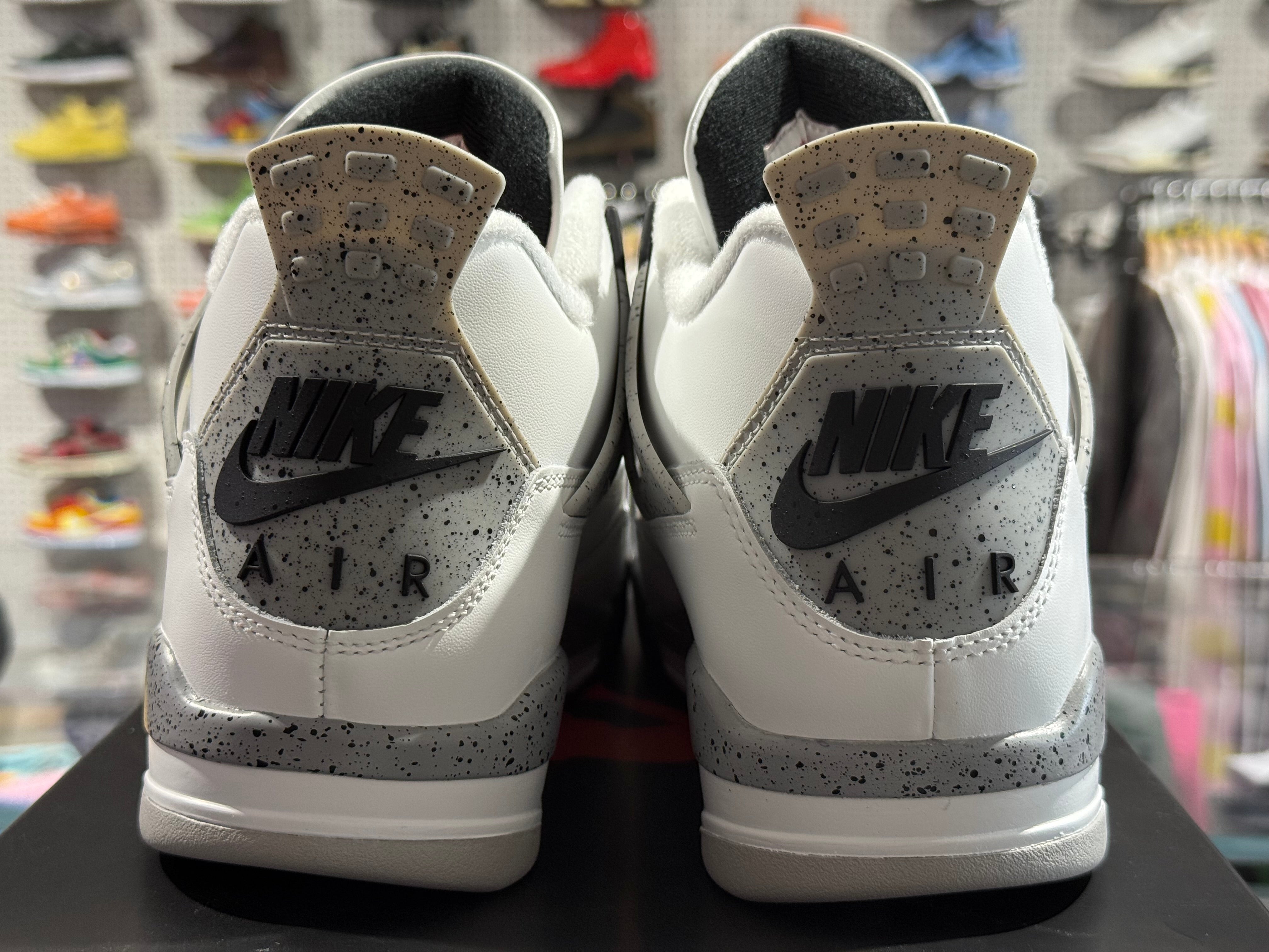 Air Jordan 4 Retro - White Cement 2025 Size 10