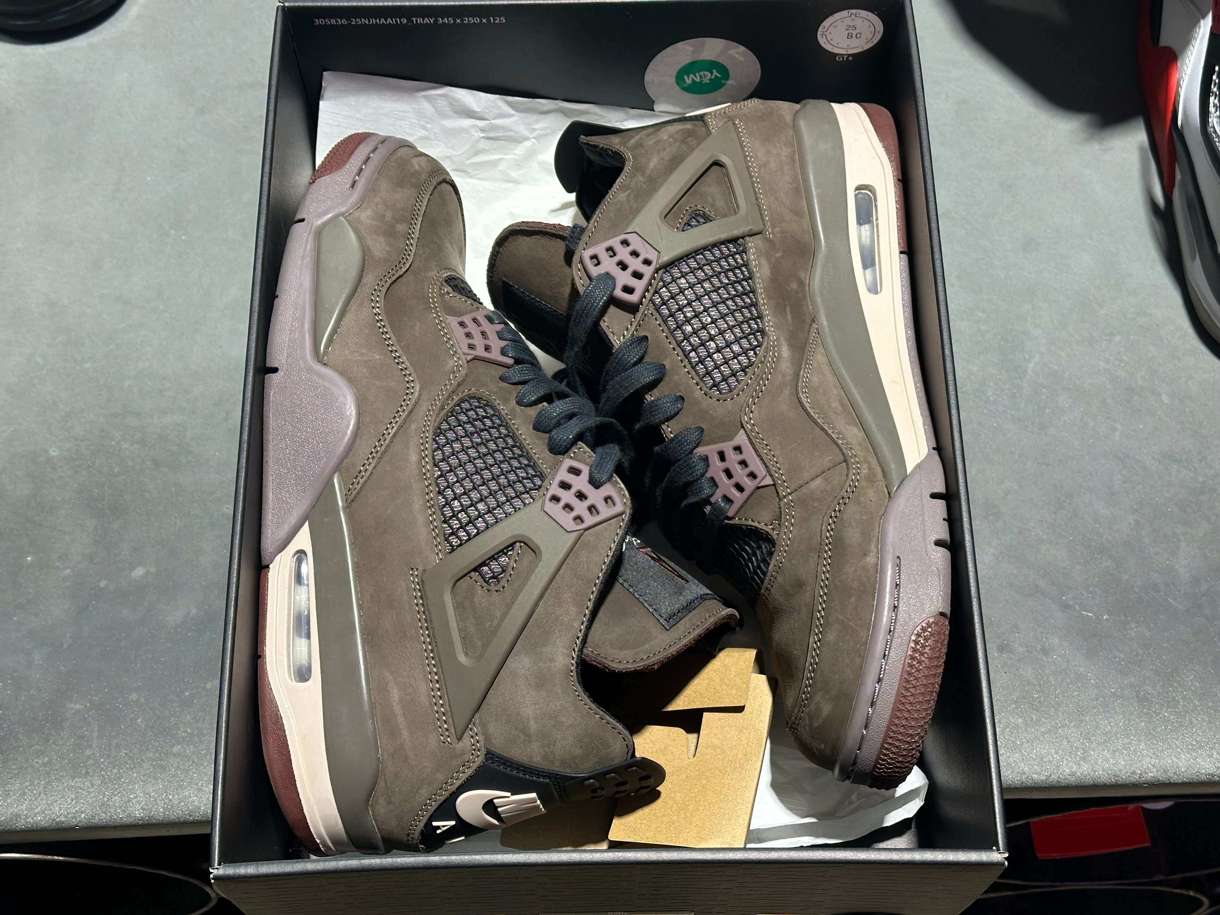 Air Jordan 4 Retro SP A Ma Maniére AMM - Dark Mocha Size 10.5
