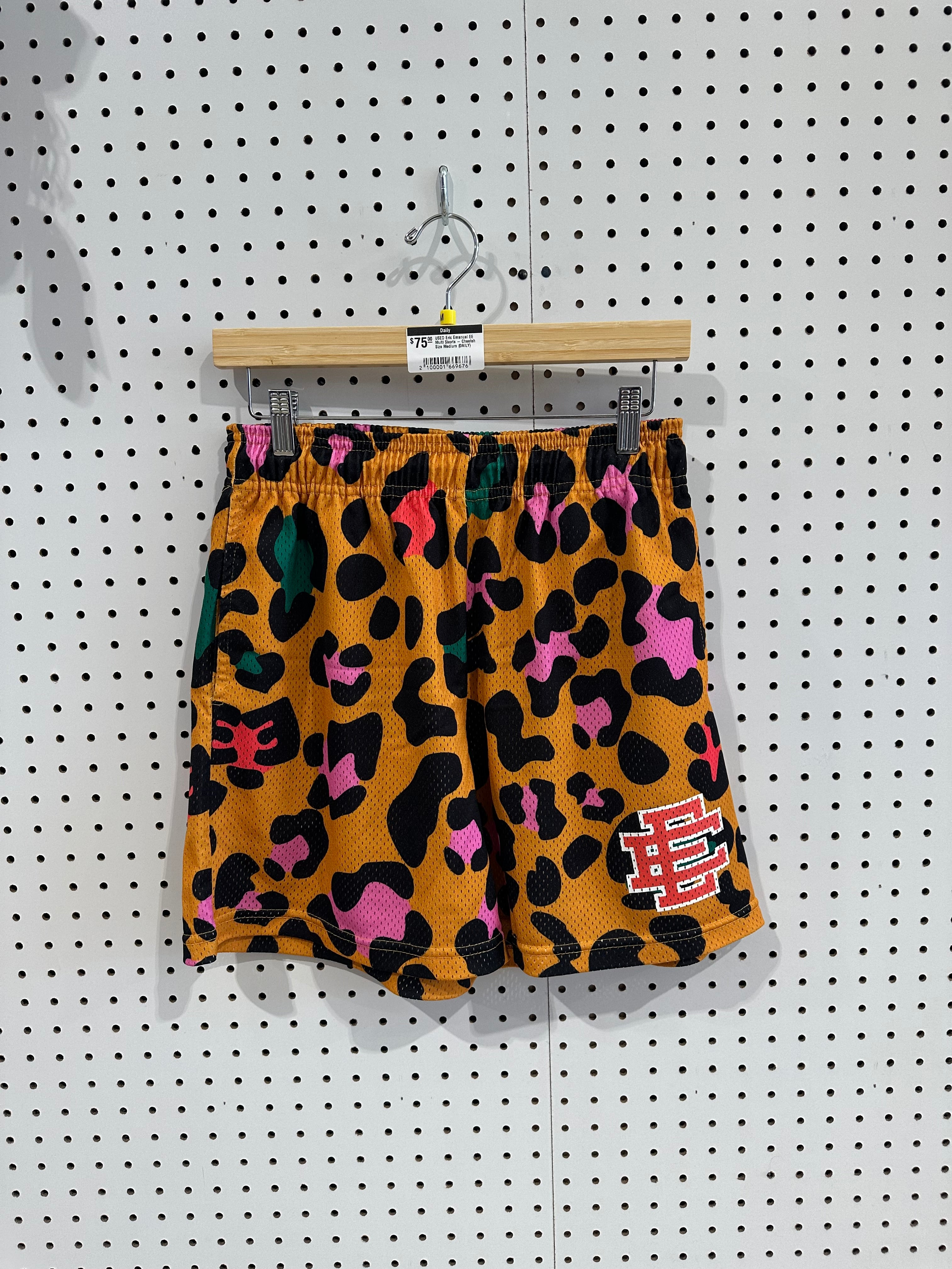 USED Eric Emanuel EE Multi Shorts - Cheetah Size Medium
