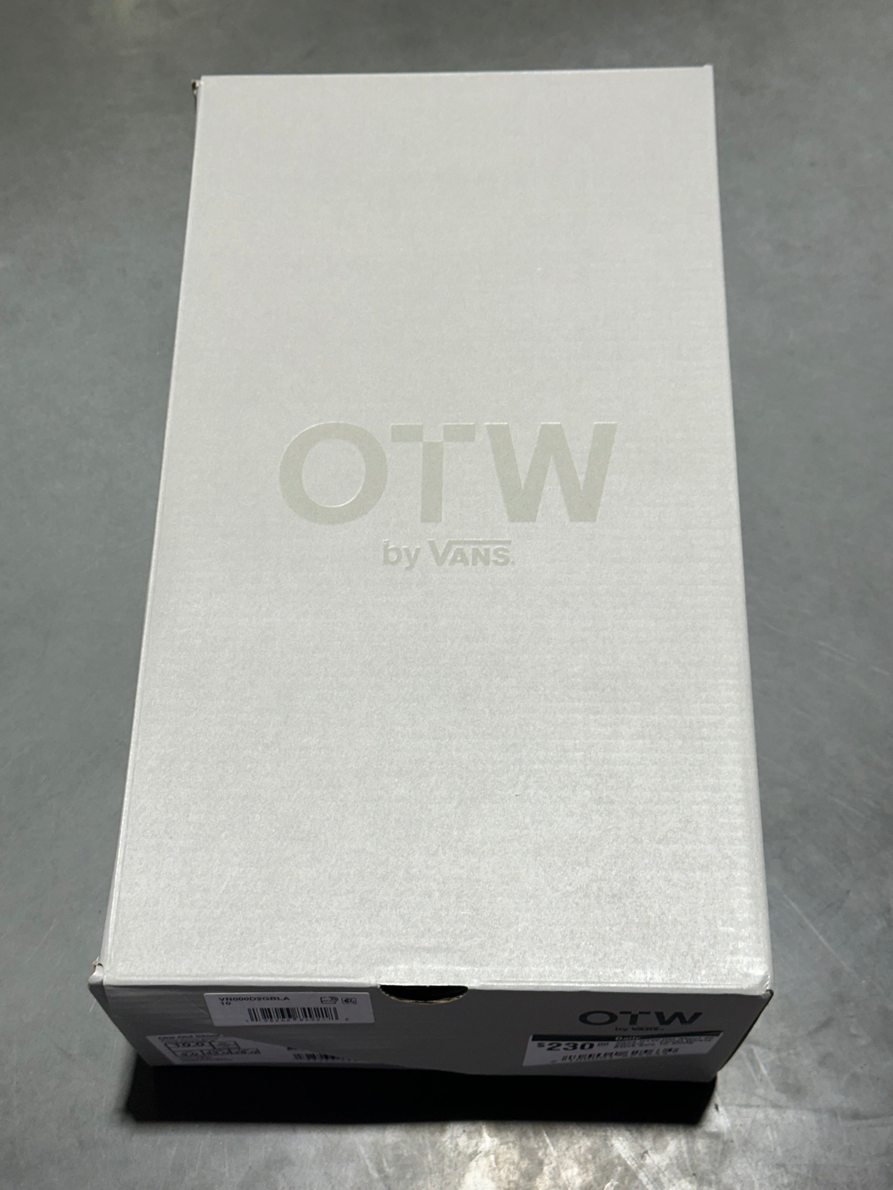 Vans OTW Old Skool 36 Vibram - Floral Rivets Black Size 10.5