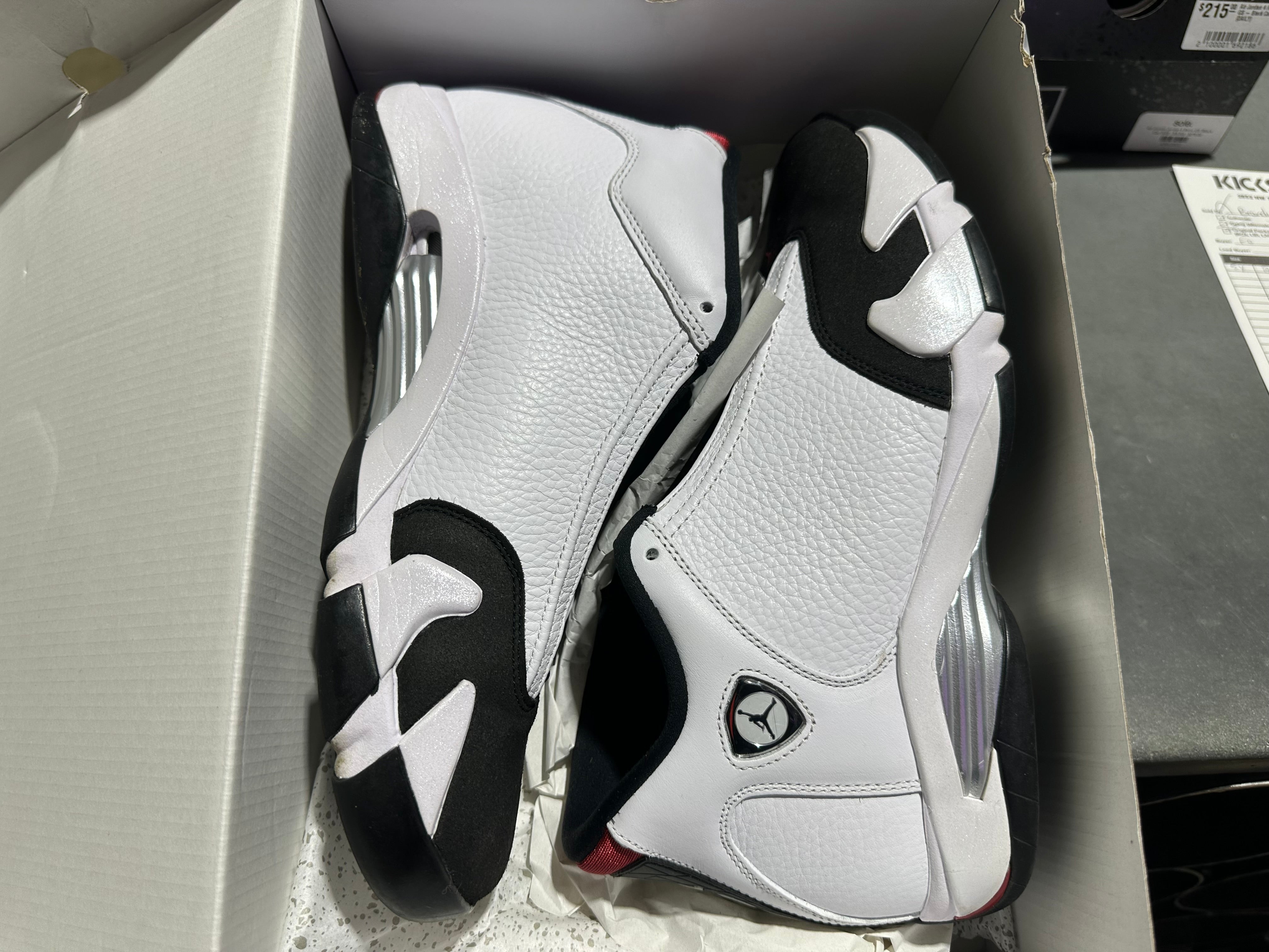 Air Jordan 14 Retro - Black Toe Size 11