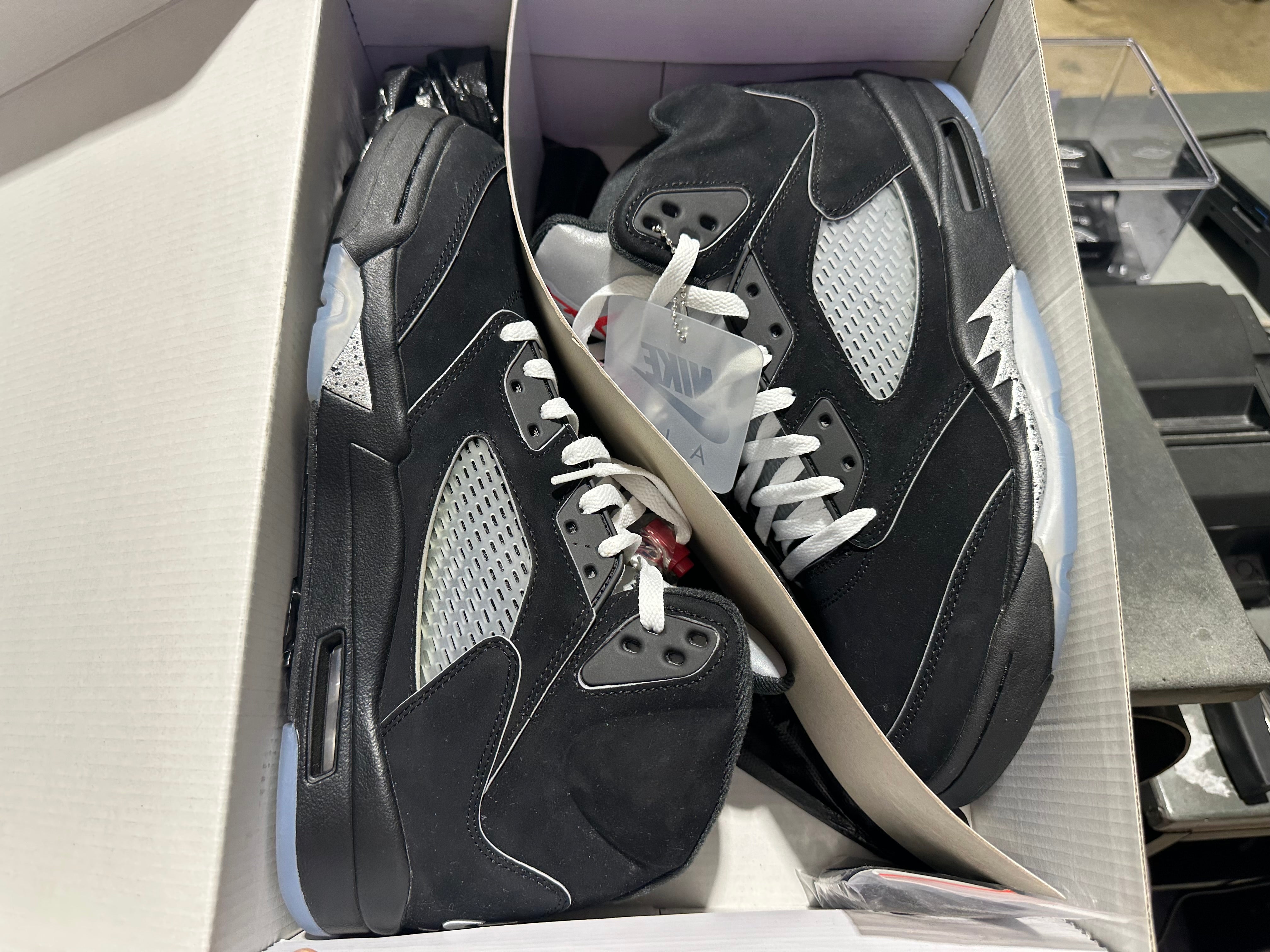 Air Jordan 5 Retro OG - Black Metallic Reimagined Size 11.5