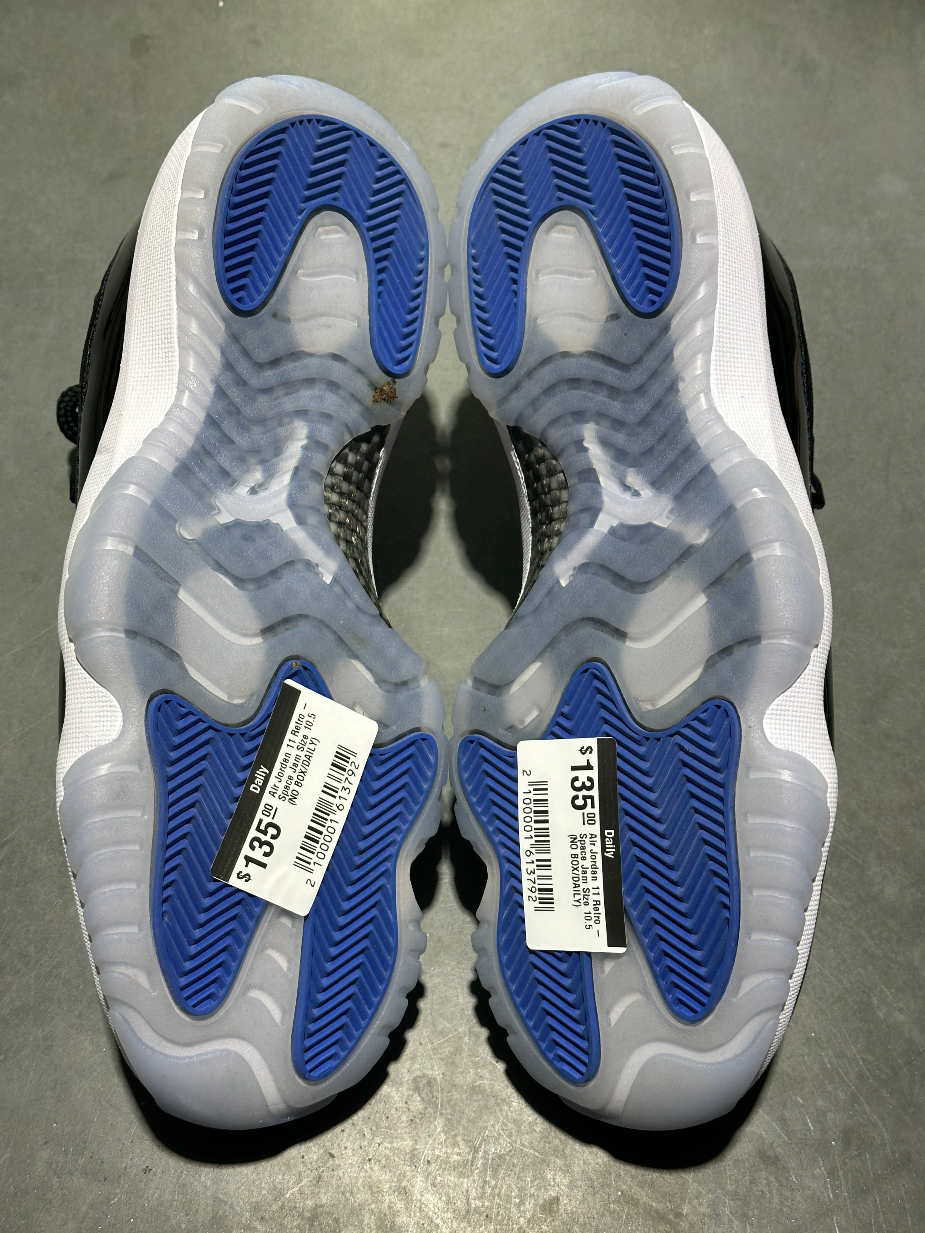 Air Jordan 11 Retro - Space Jam Size 10.5