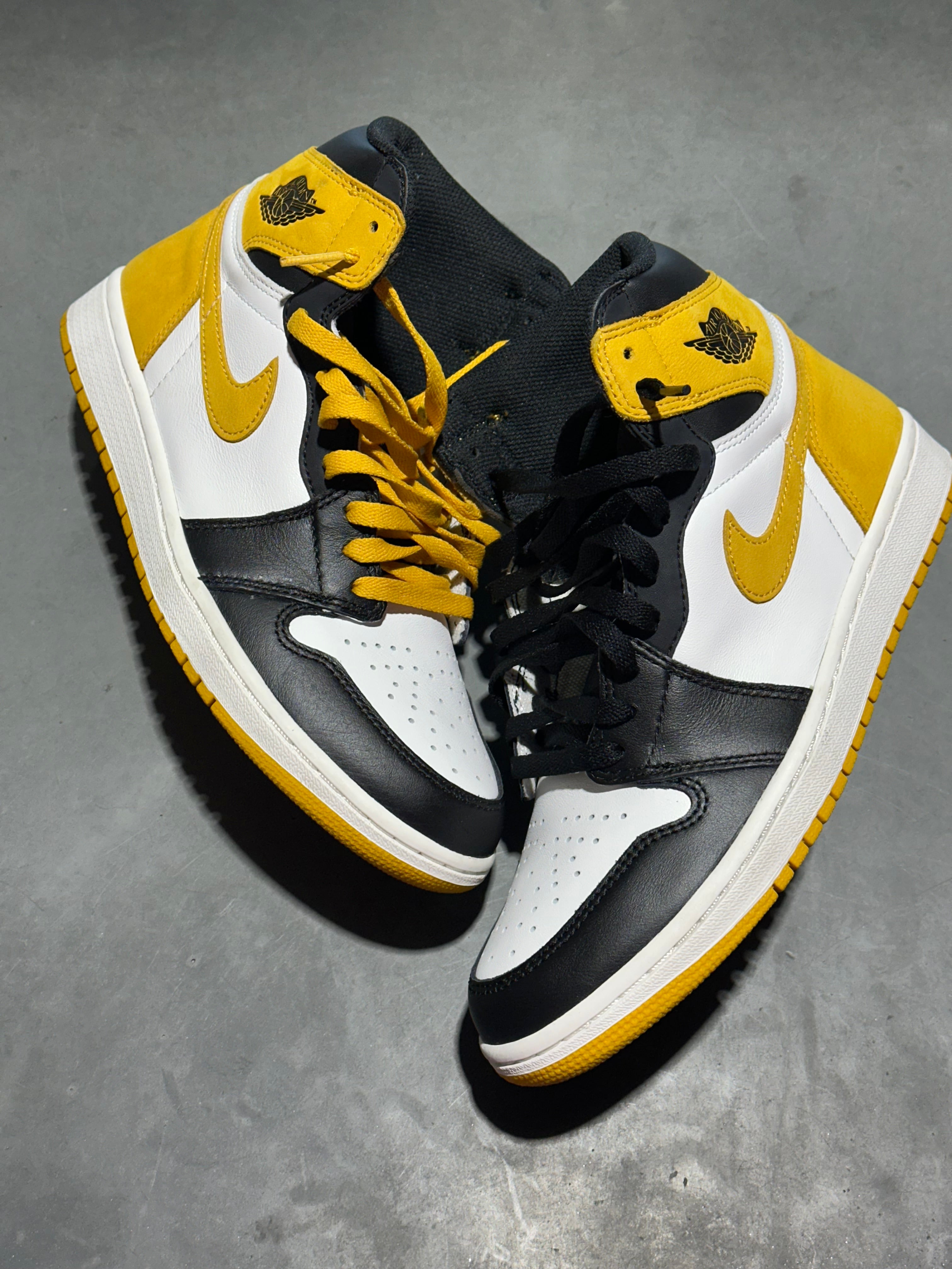 Air Jordan 1 Retro - Orchid Yellow Size 8.5