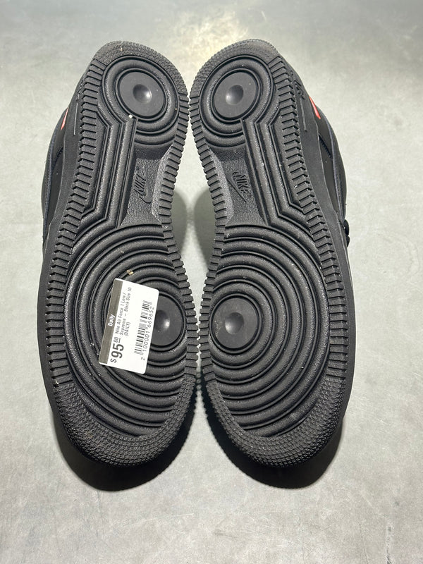 Nike Air Force 1 Low / Supreme - Black Size 10