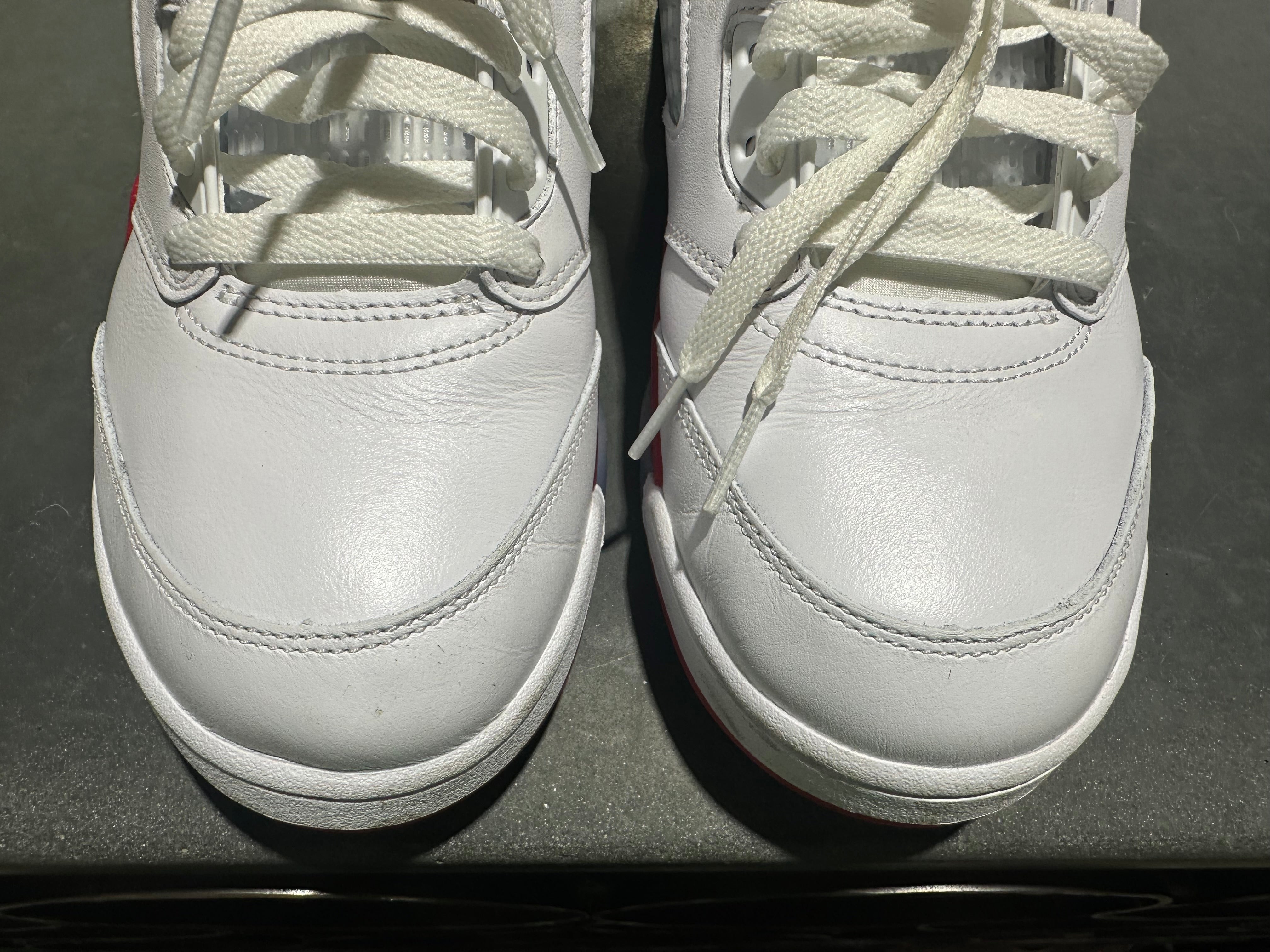 Air Jordan 5 Retro - Fire Red Black Tongue Size 10