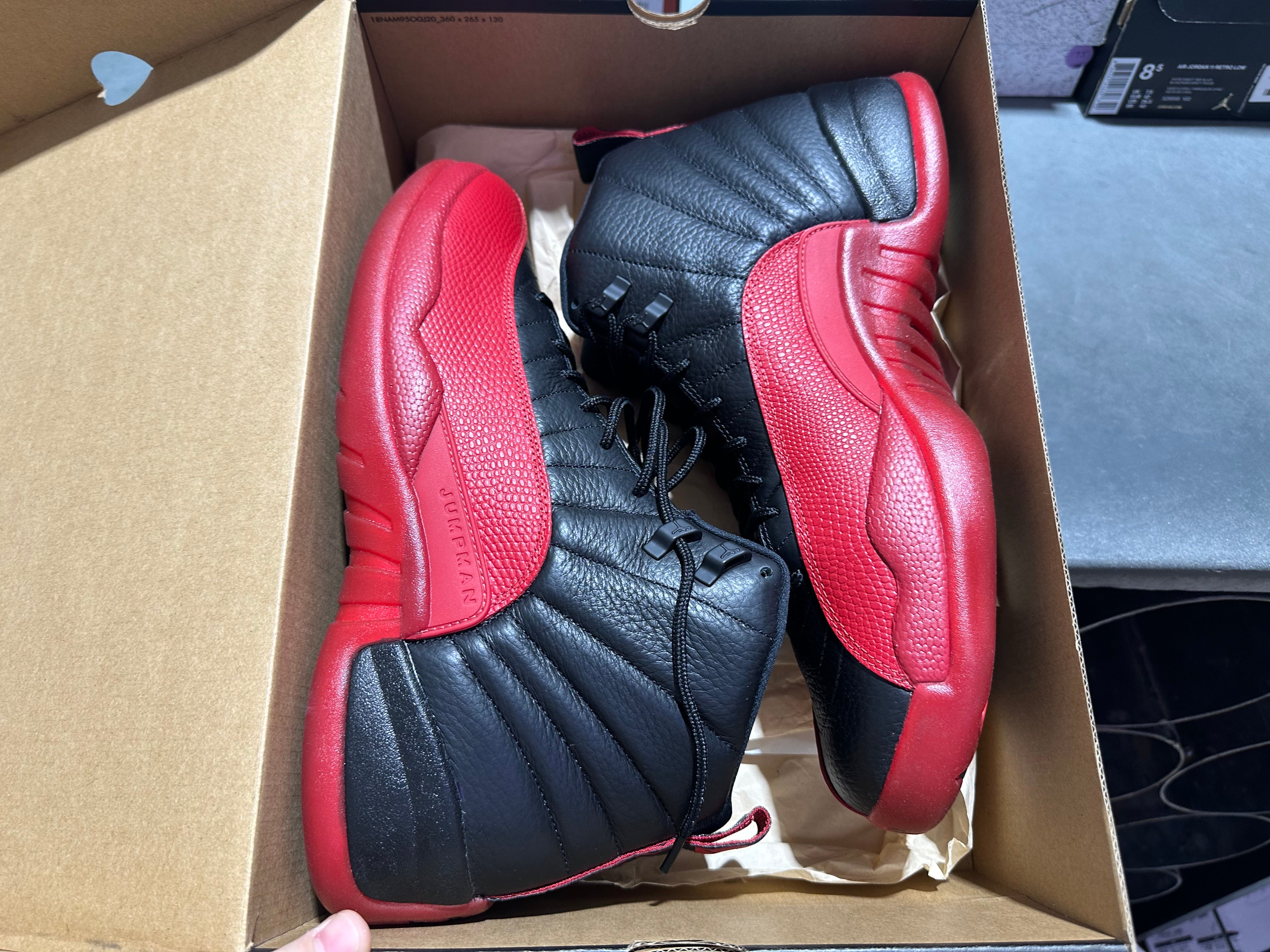 Air Jordan 12 Retro - Bred Size 13
