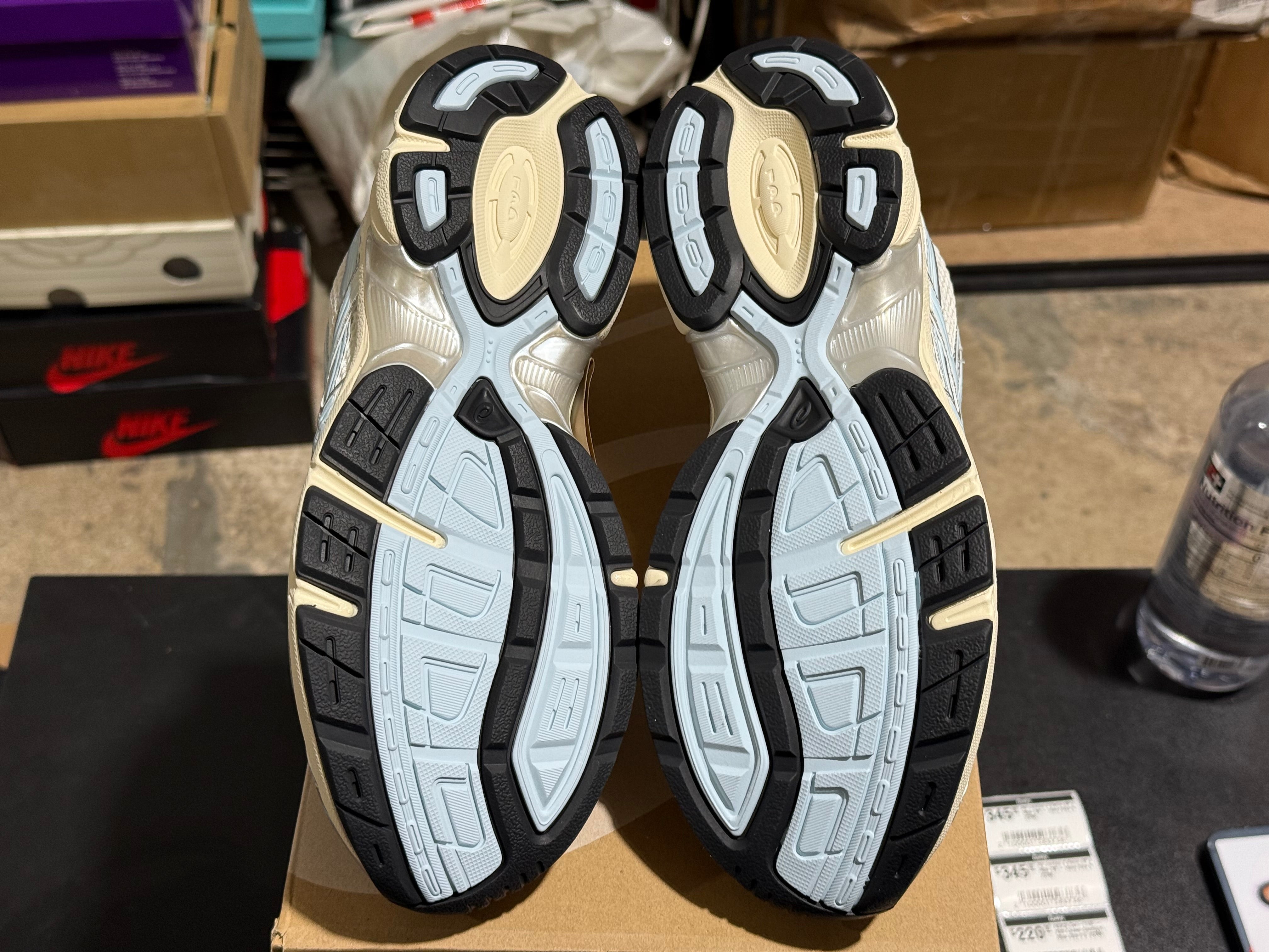 ASICS Gel-1130 - Kith Cream Starlight Blue Size 10