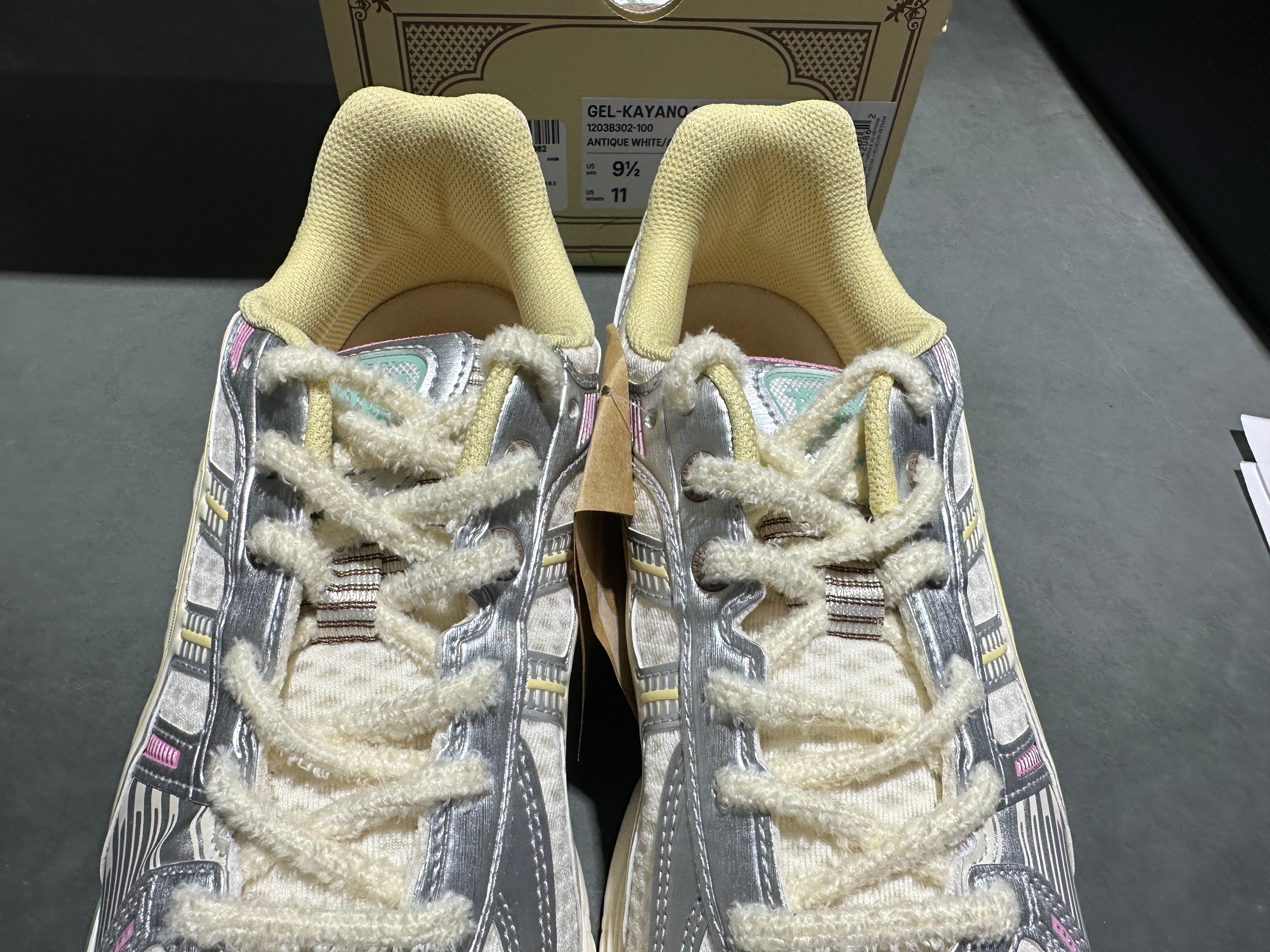 ASICS Gel-Kayano 12.1 - Vandy The Pink Vanilla Size 9.5