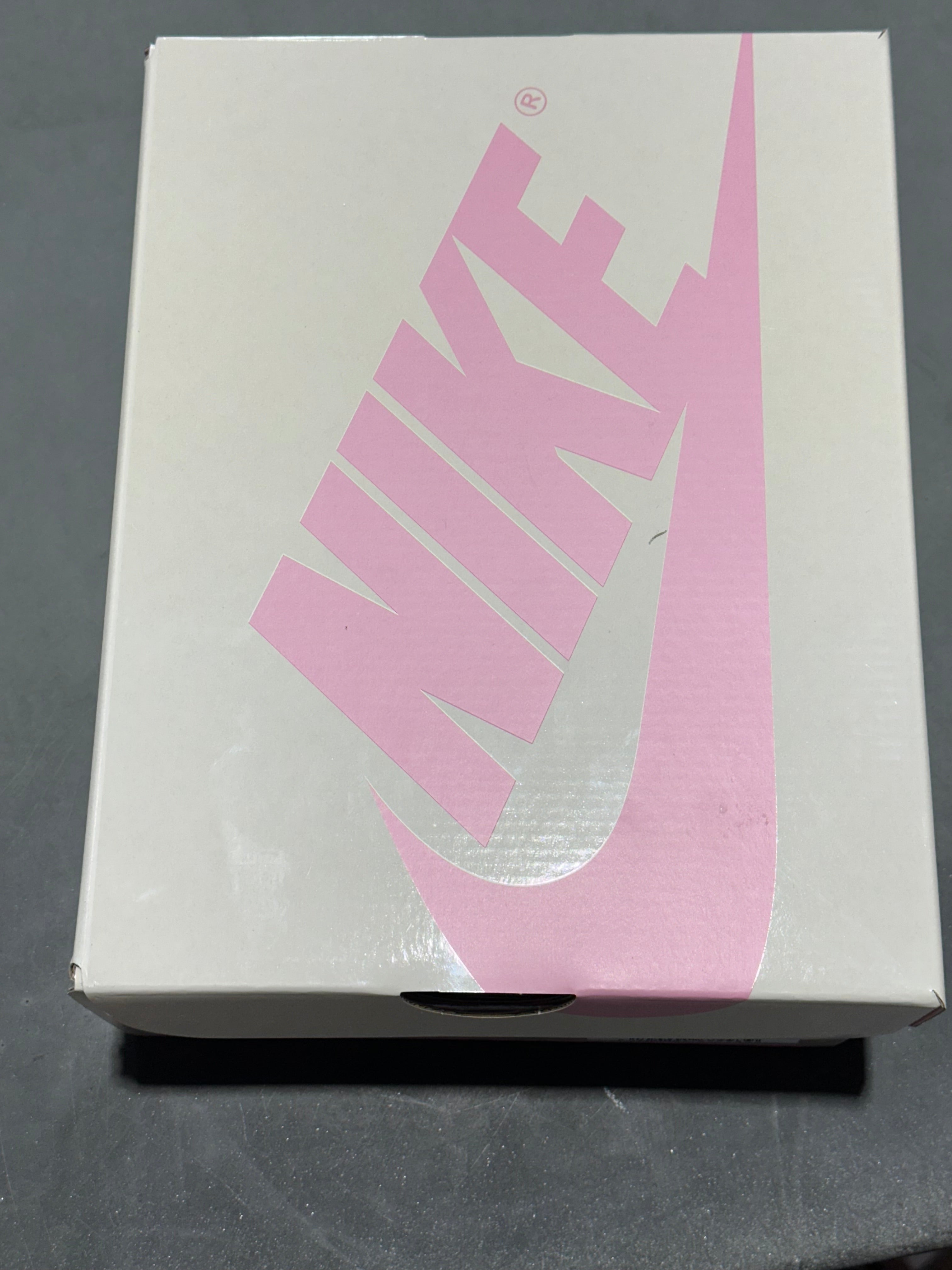 Air Jordan 1 Low OG SP PS - Travis Scott/Shy Pink Size 3Y