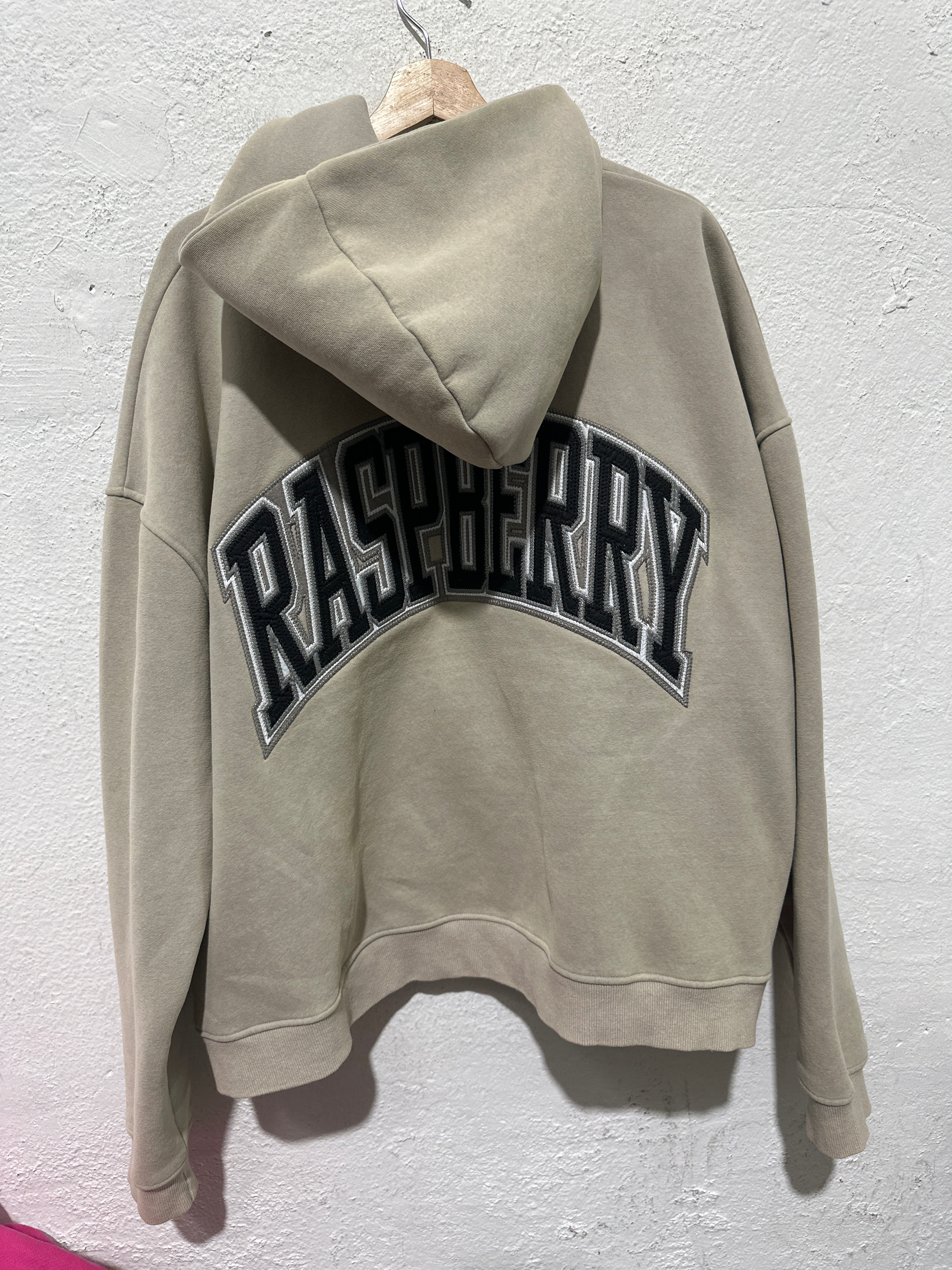 NEW GV Gallery Zip Up - Ivory Size Large