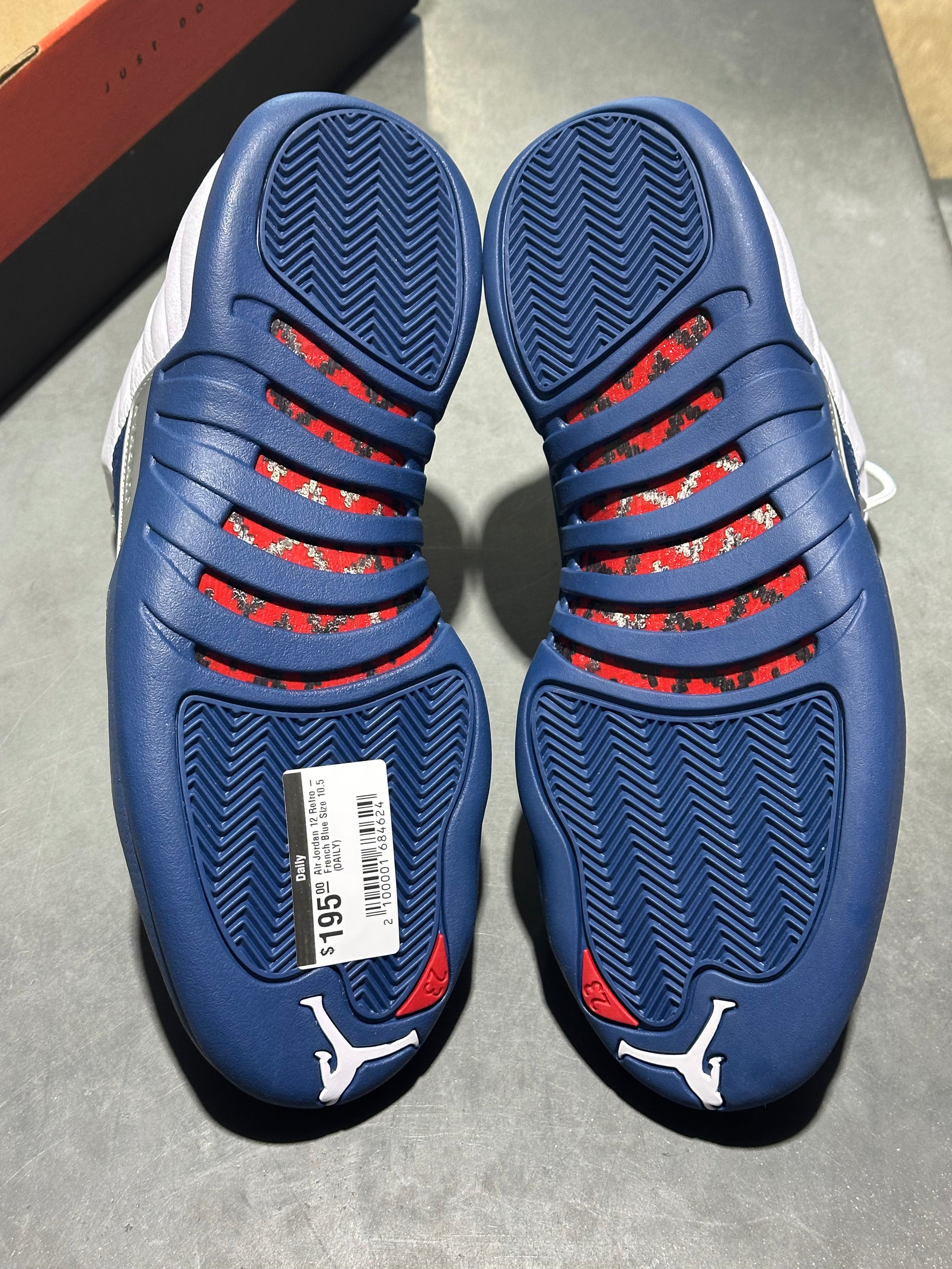 Air Jordan 12 Retro - French Blue Size 10.5