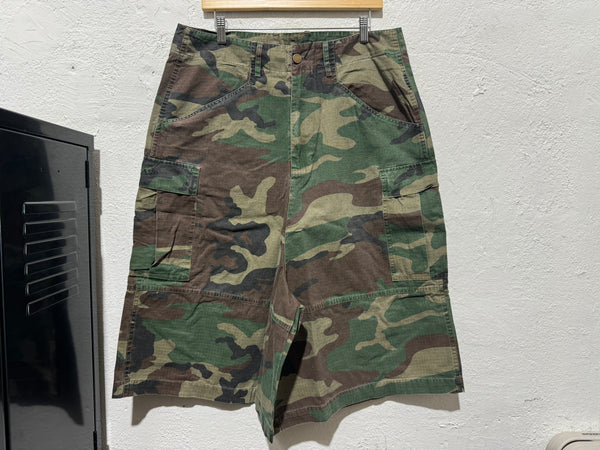 NEW GV Gallery Camo Shorts That Look Like Pants