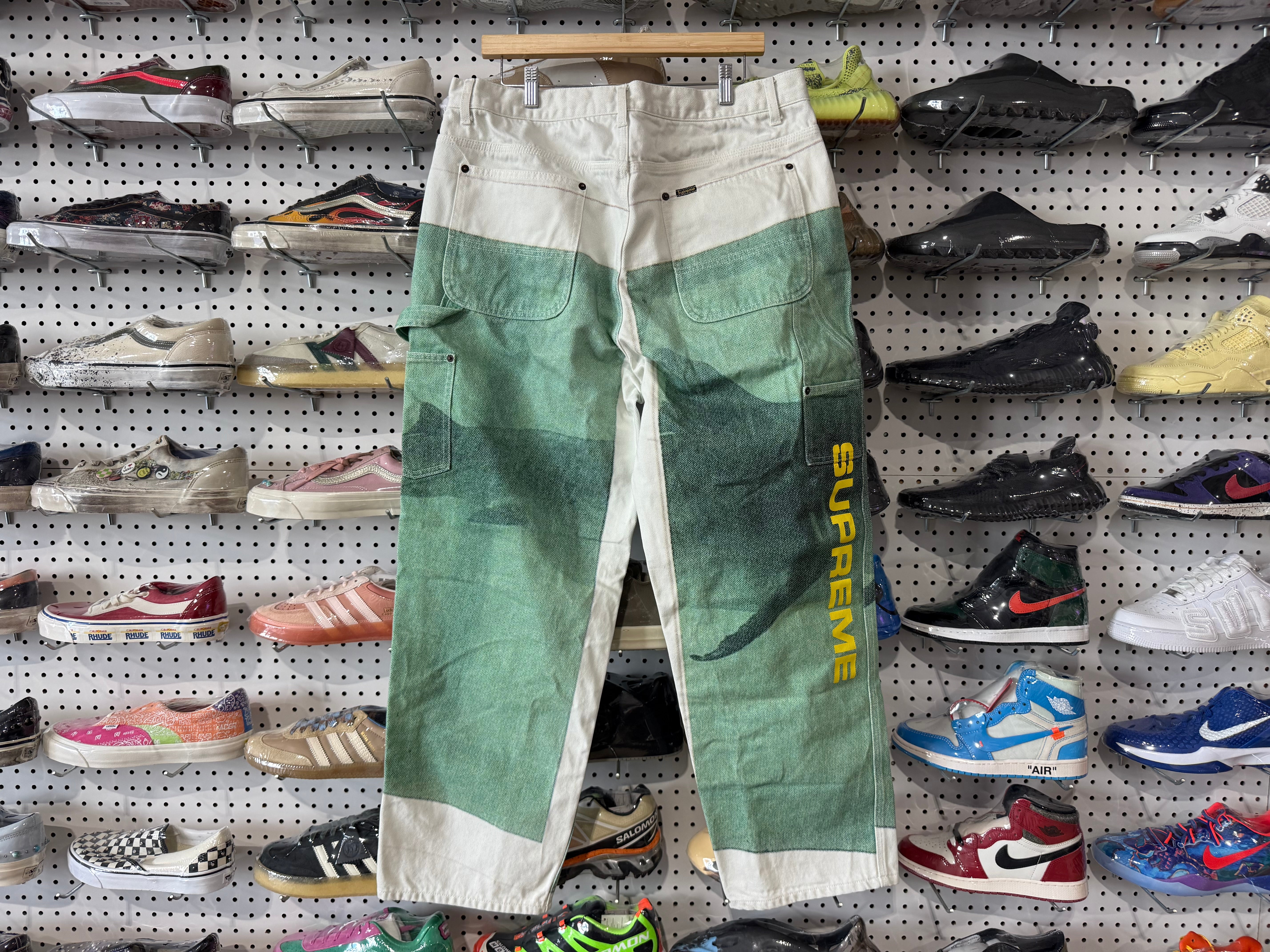 USED Supreme x Damien Hirst Shark Painter Jeans - White Size 36