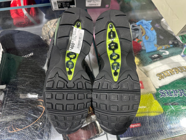 Nike Air Max 95 x Atmos - HarajukuSize 9.5