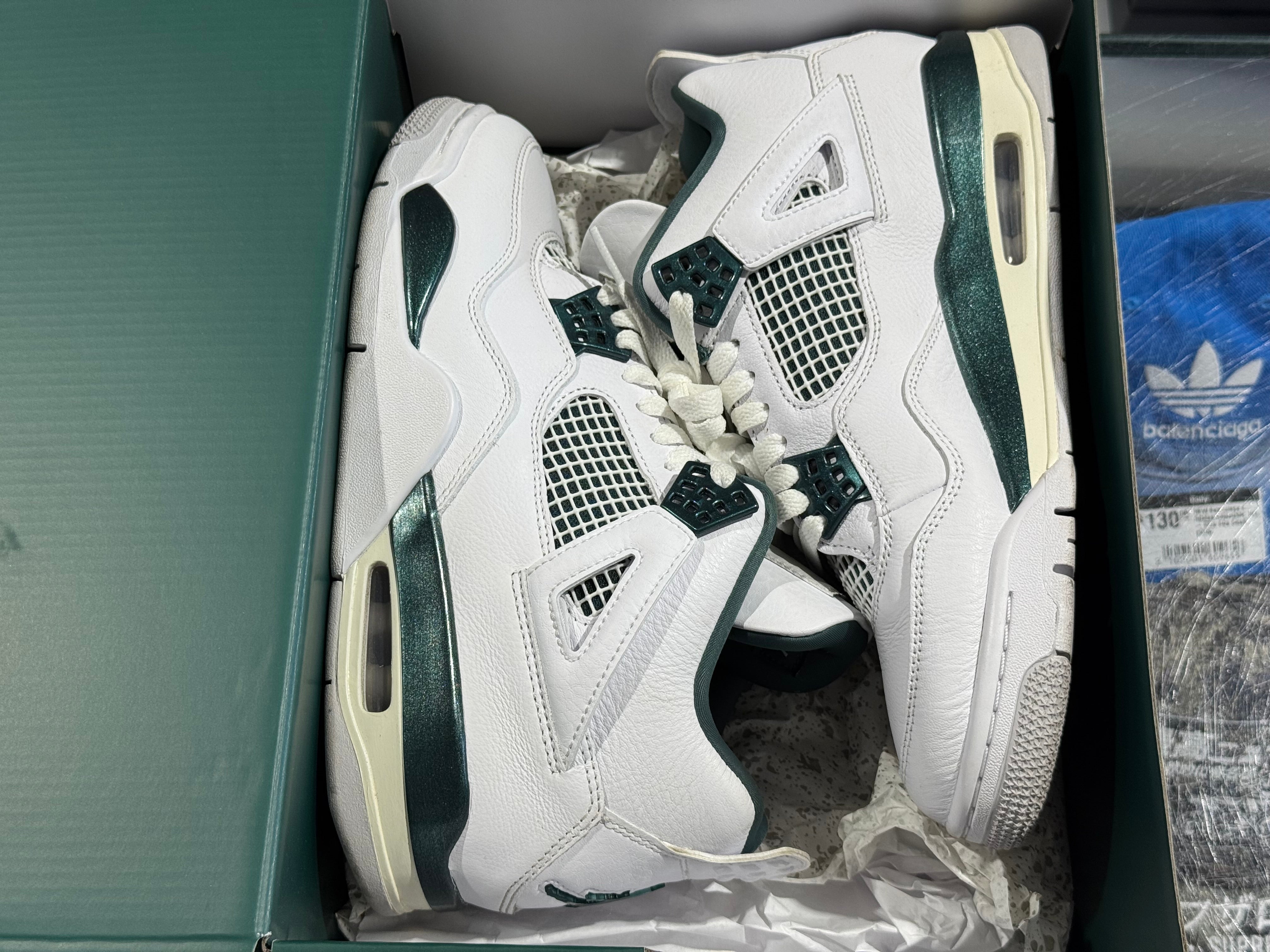 Air Jordan 4 Retro - Oxidized Green Size 8.5
