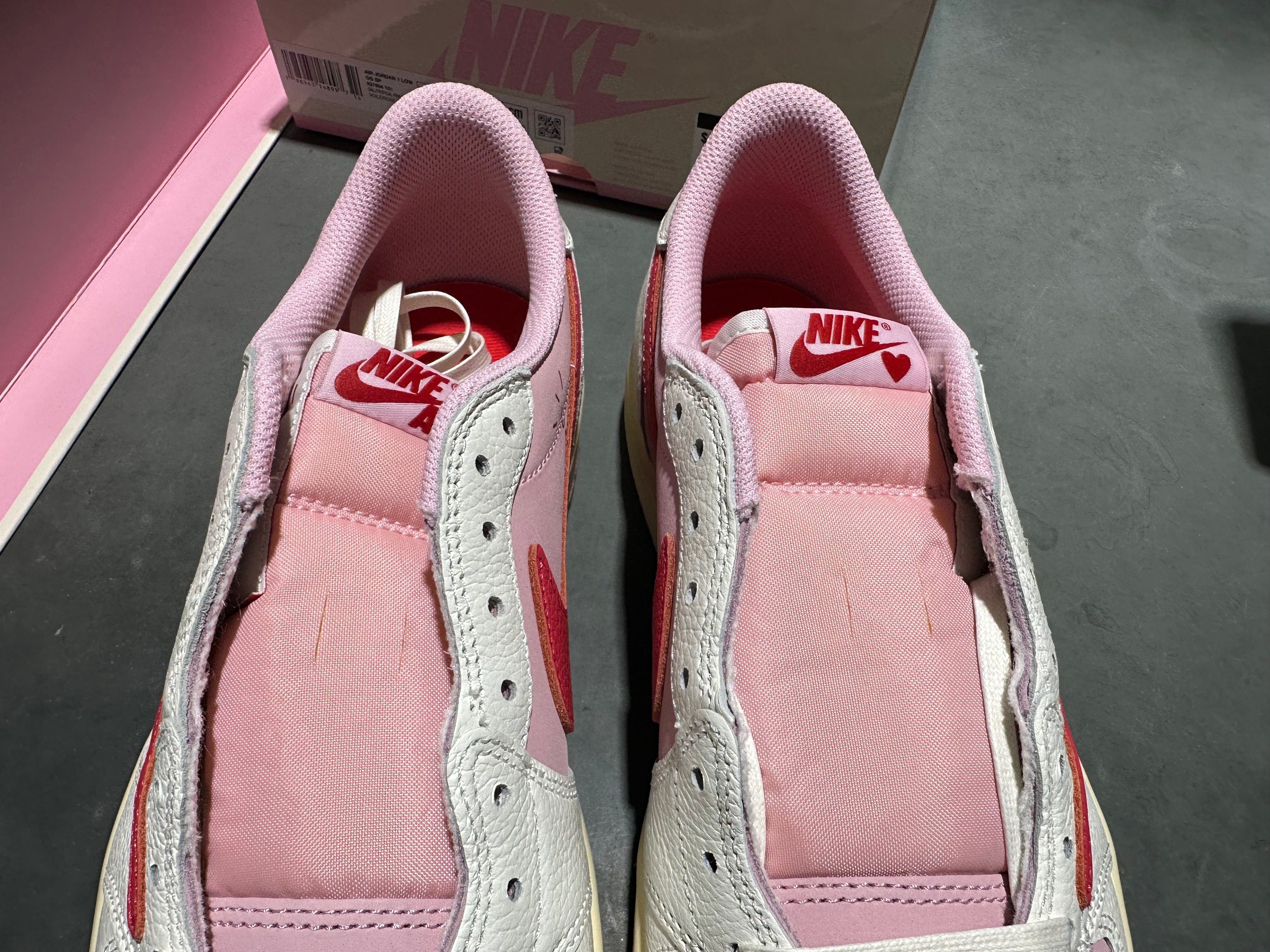 Air Jordan 1 Retro Low OG SP Travis Scott - Tropical Pink Size 10