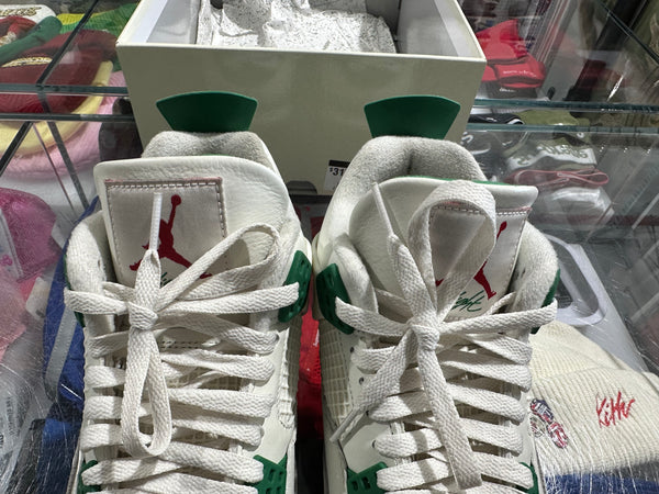 Air Jordan 4 Retro SB - Pine Green Size 11