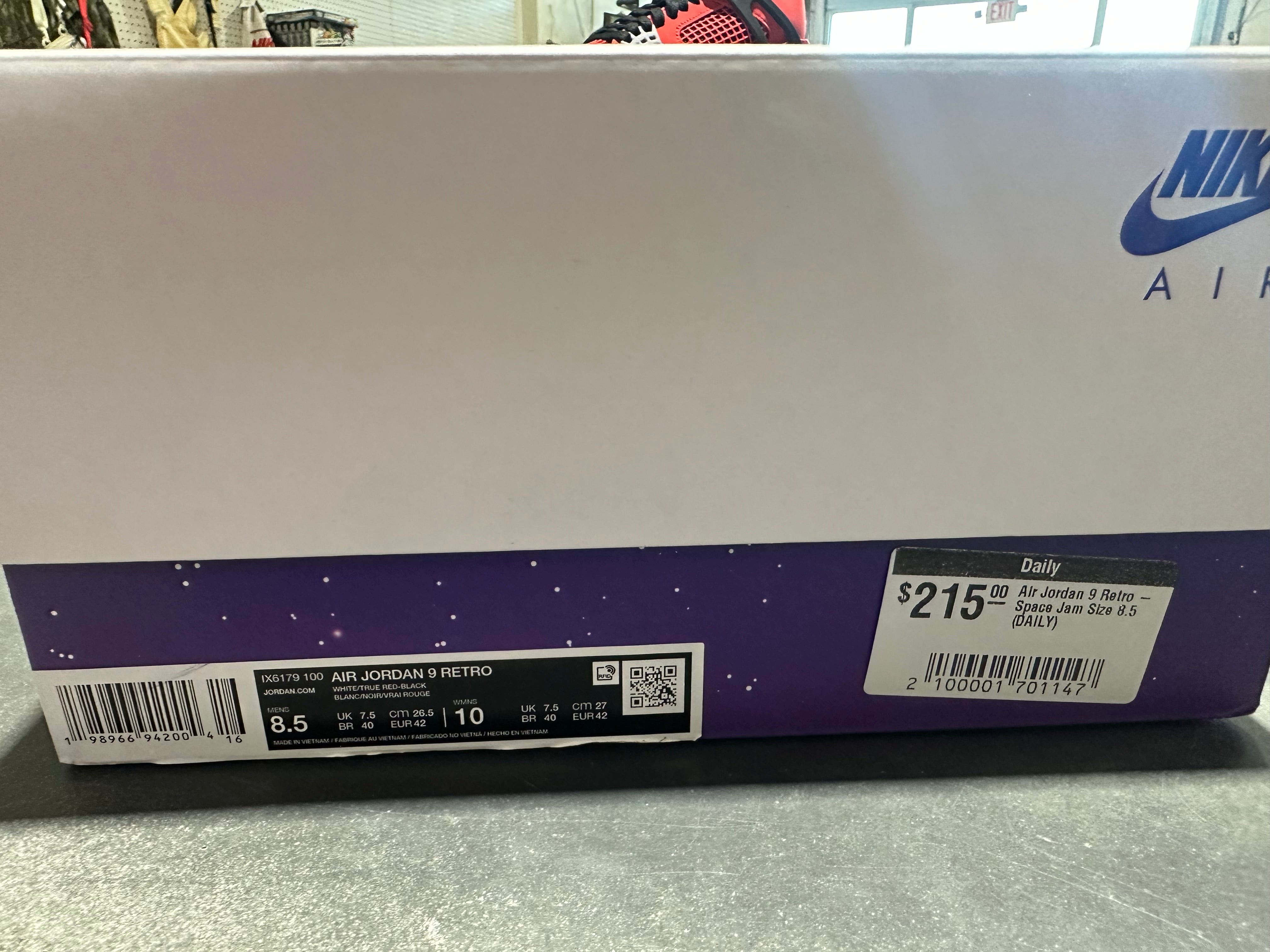 Air Jordan 9 Retro - Space Jam Size 8.5