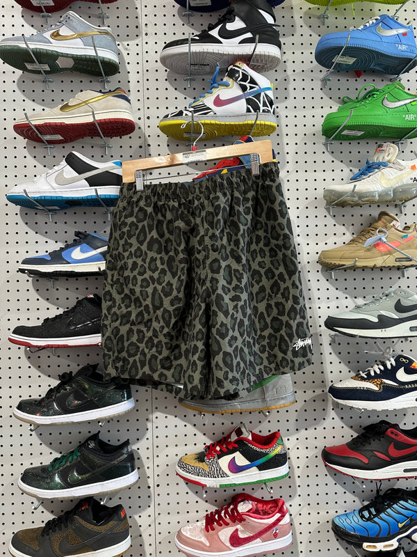 USED Stussy Leopard Shorts Size Large