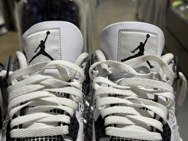 Air Jordan 4 Retro - Military Black Size 8