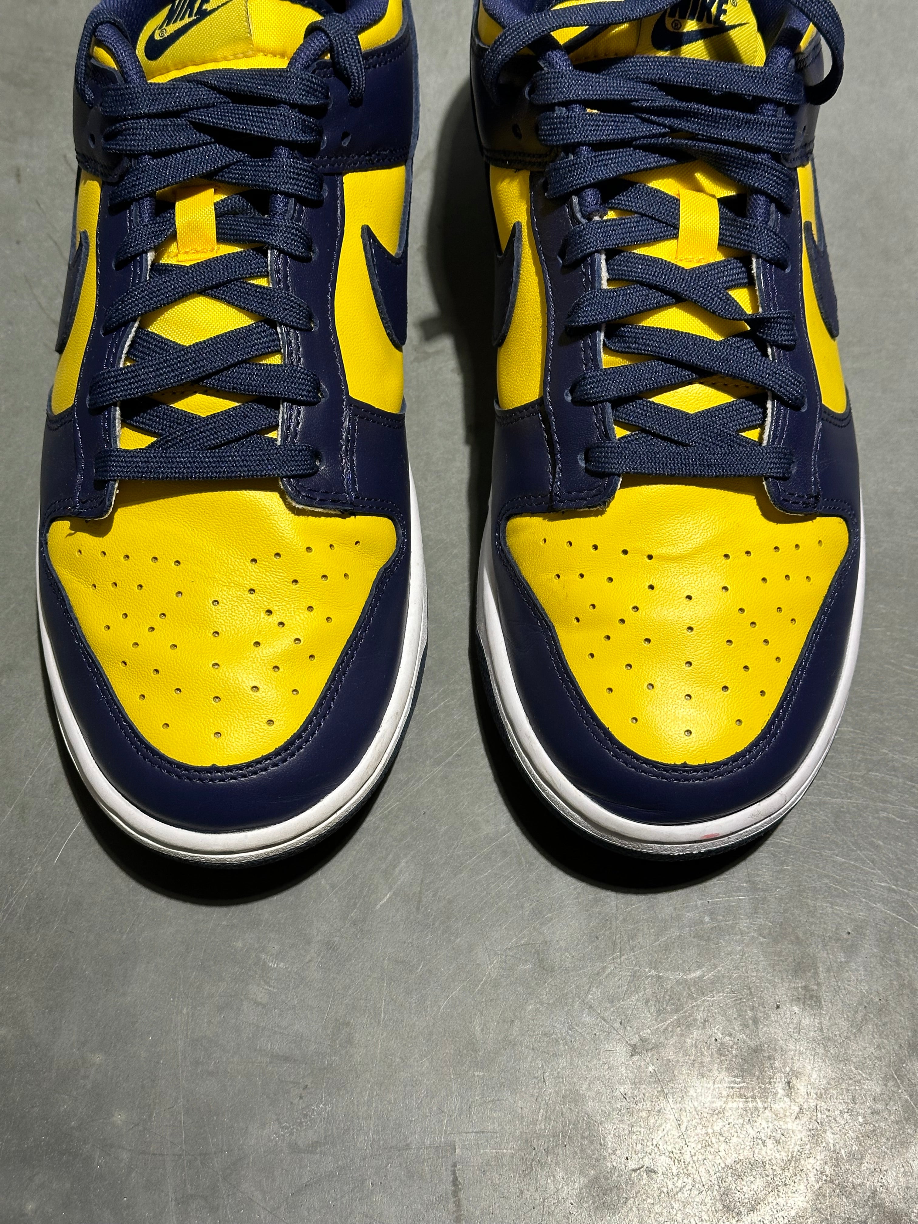 Nike Dunk Low - Michigan 2021 Size 9.5