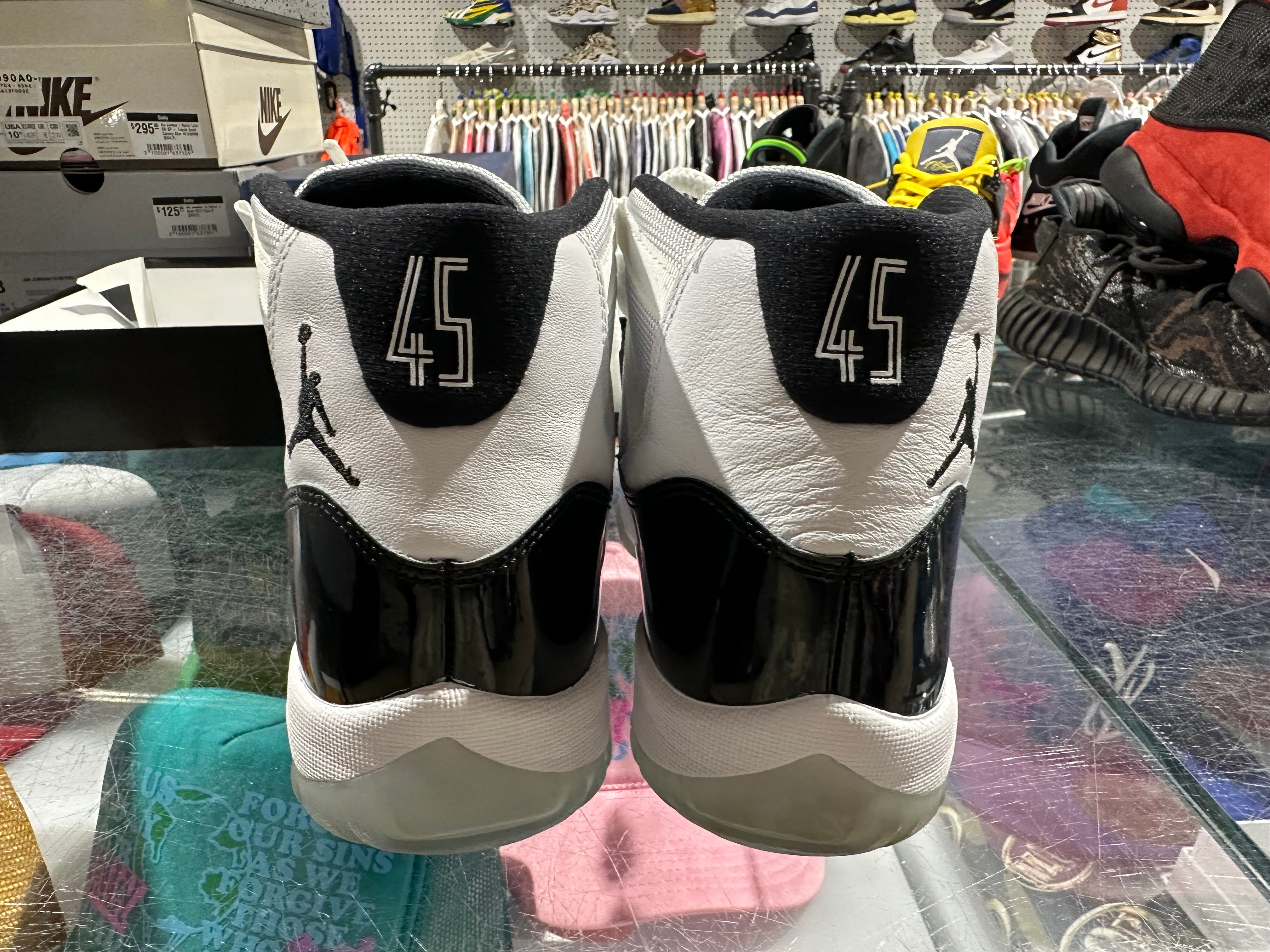 Air Jordan 11 Retro - Concord 2018 Size 8