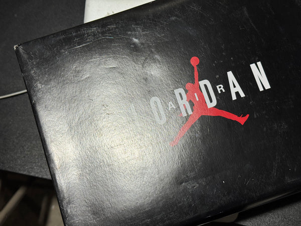 Air Jordan 8 Retro - Bunny / True Red Size 8