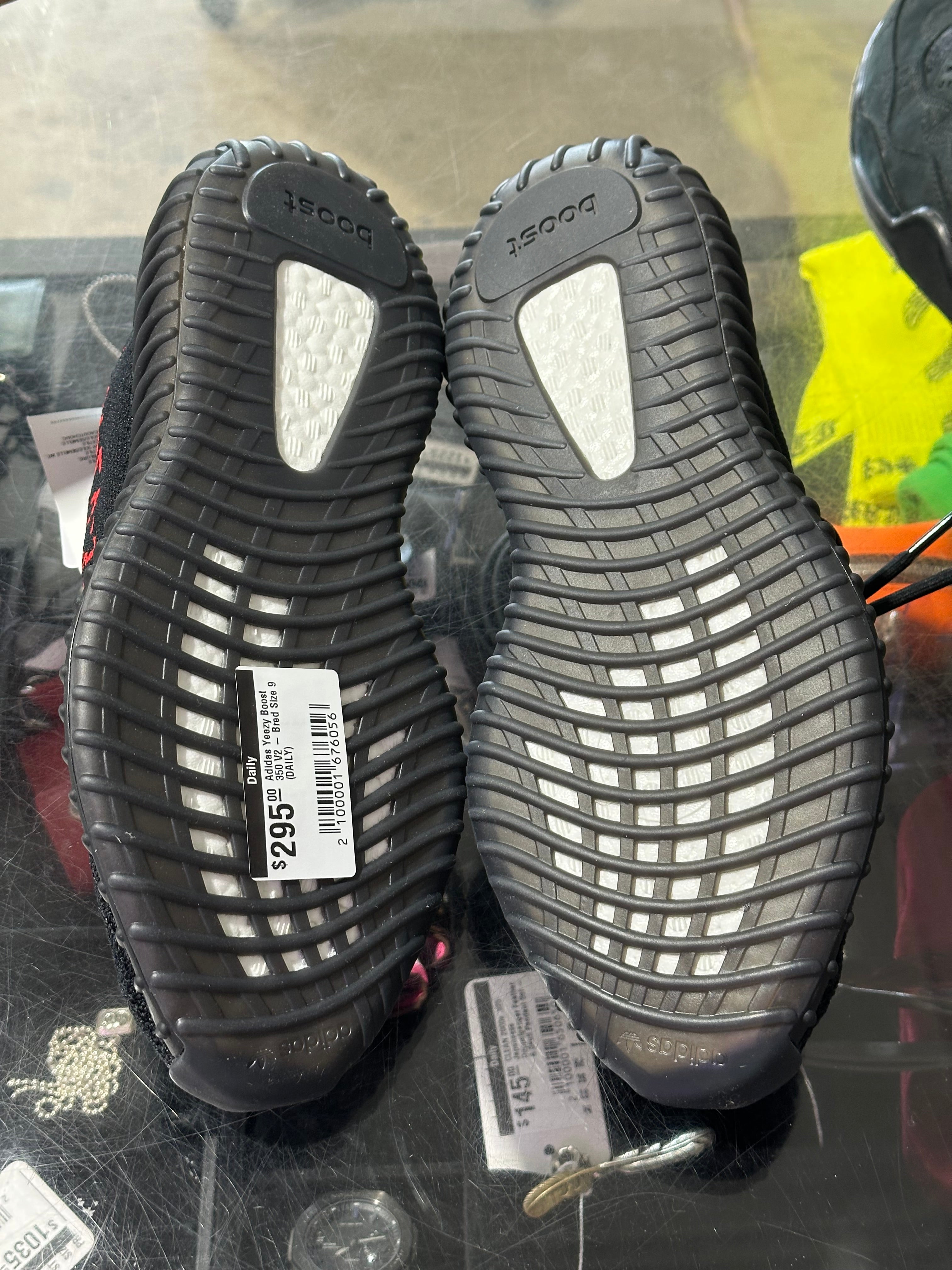 Adidas Yeezy Boost 350 V2 - Bred Size 9