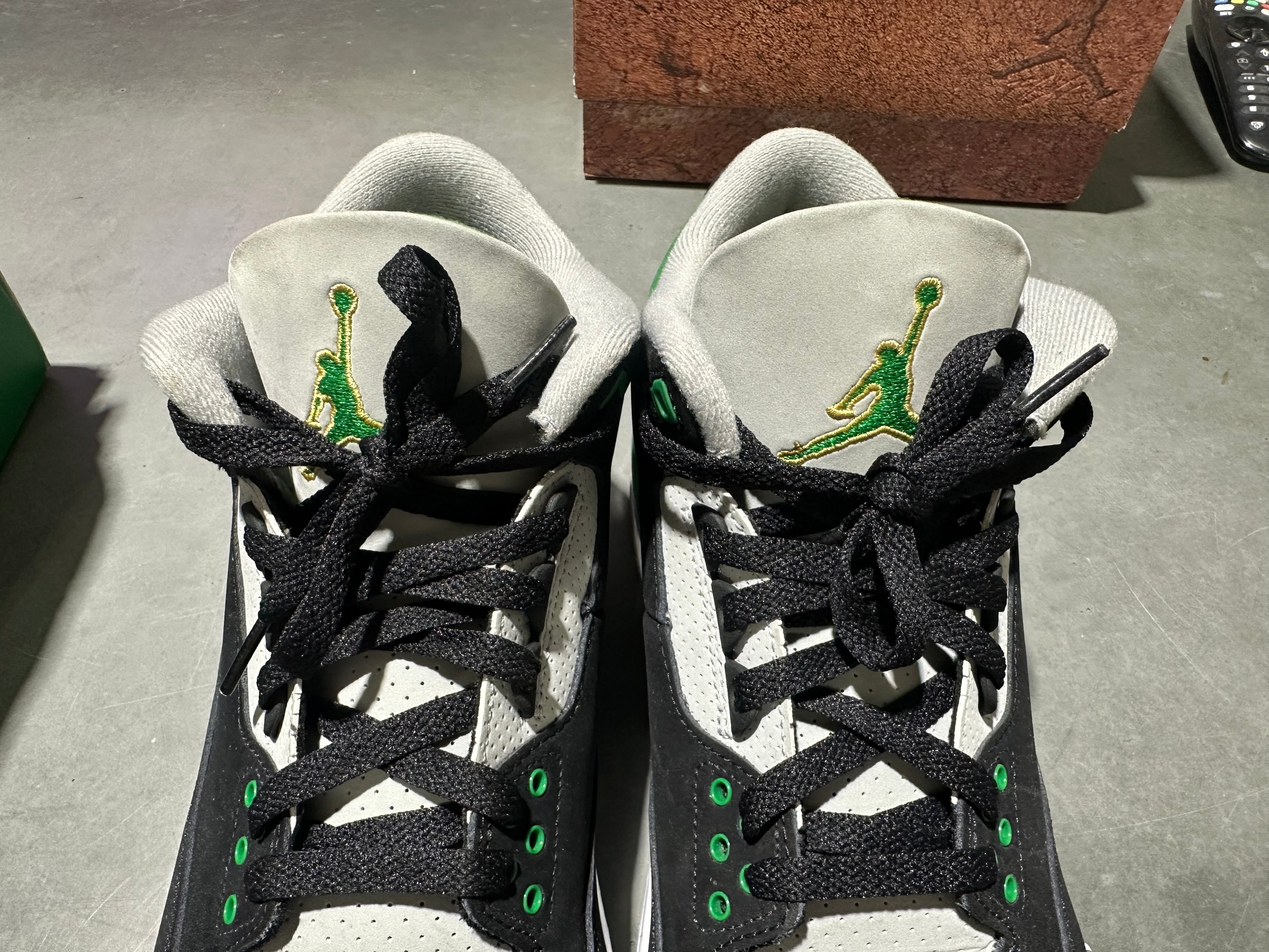 Air Jordan 3 Retro - Pine Green Size 11