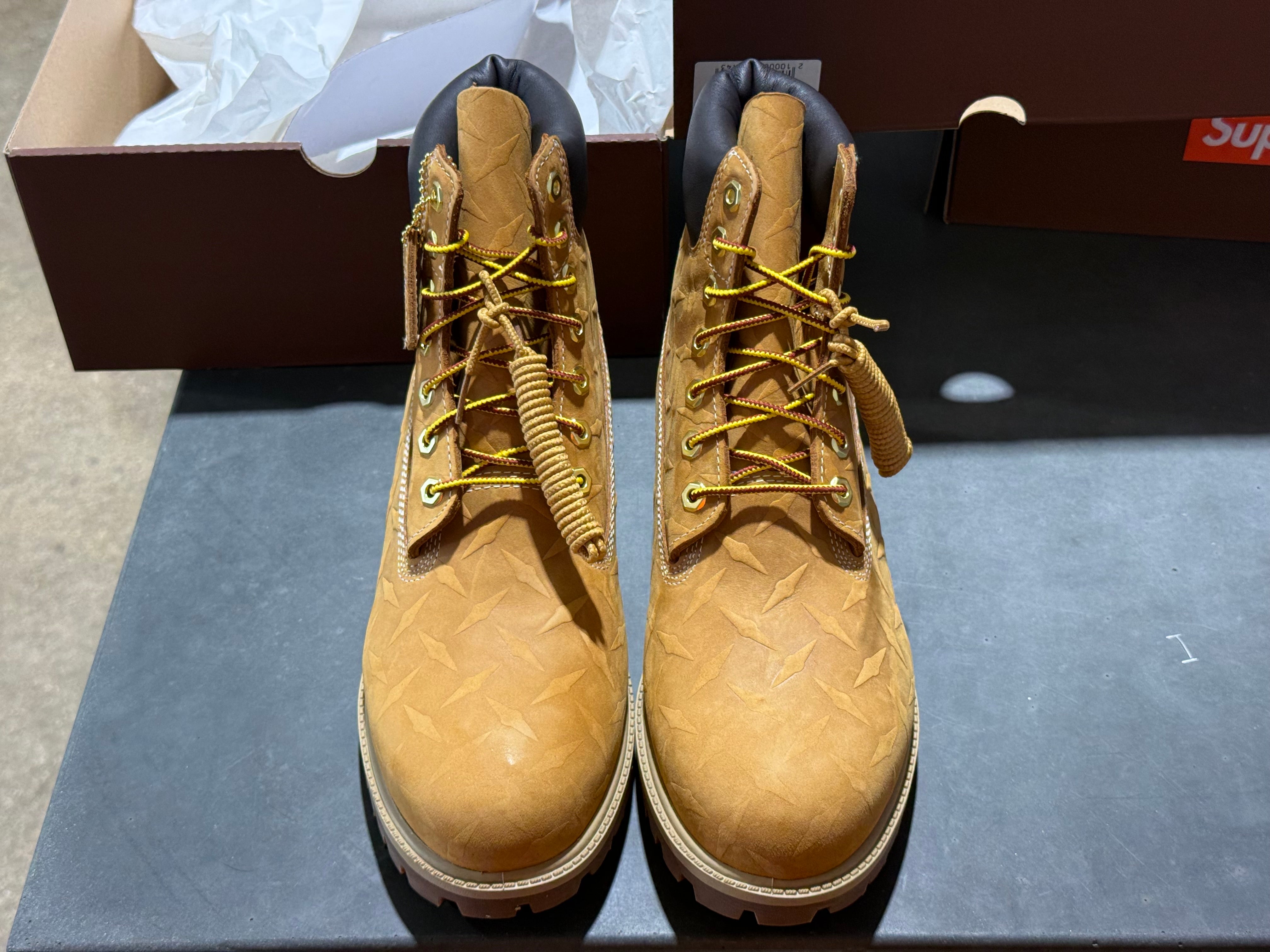 Timberland x Supreme Heritage 6