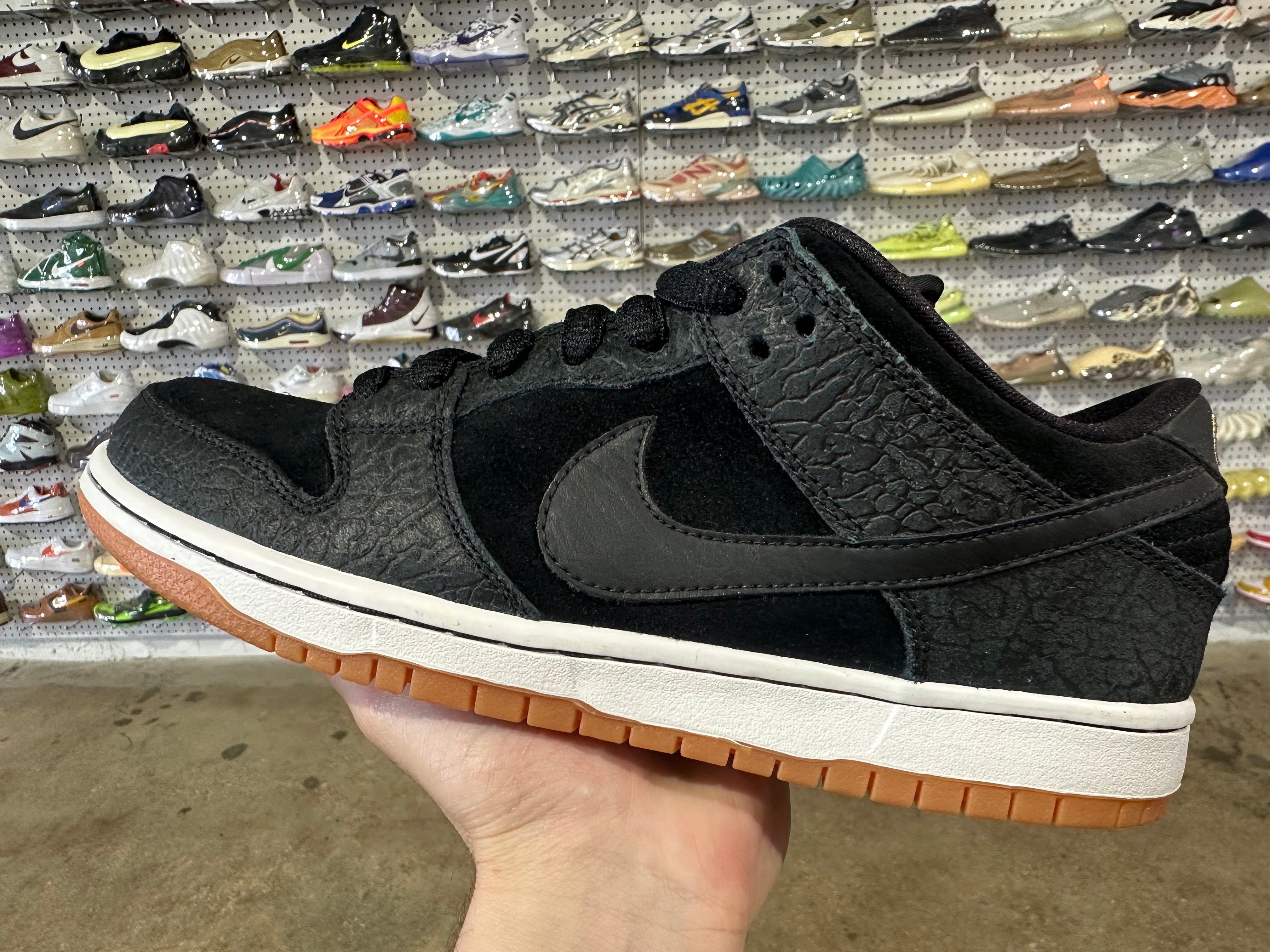 Nike SB Dunk Low Premium - Nontourage / Entourage Size 8