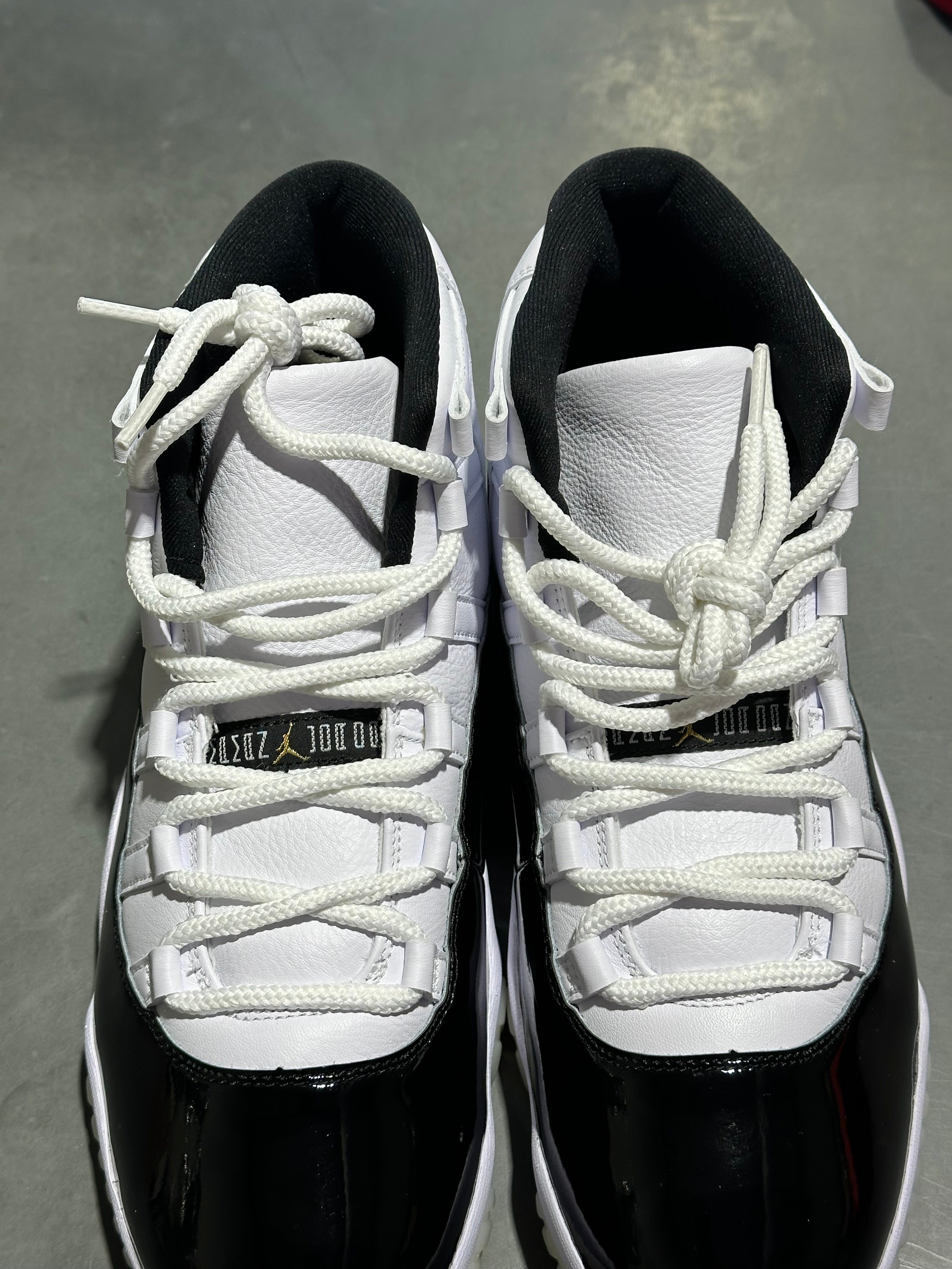 Air Jordan 11 Retro - Gratitude Size 10.5