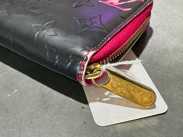 Preloved 2010s Louis Vuitton Zippy Vernis Wallet - Black/Pink