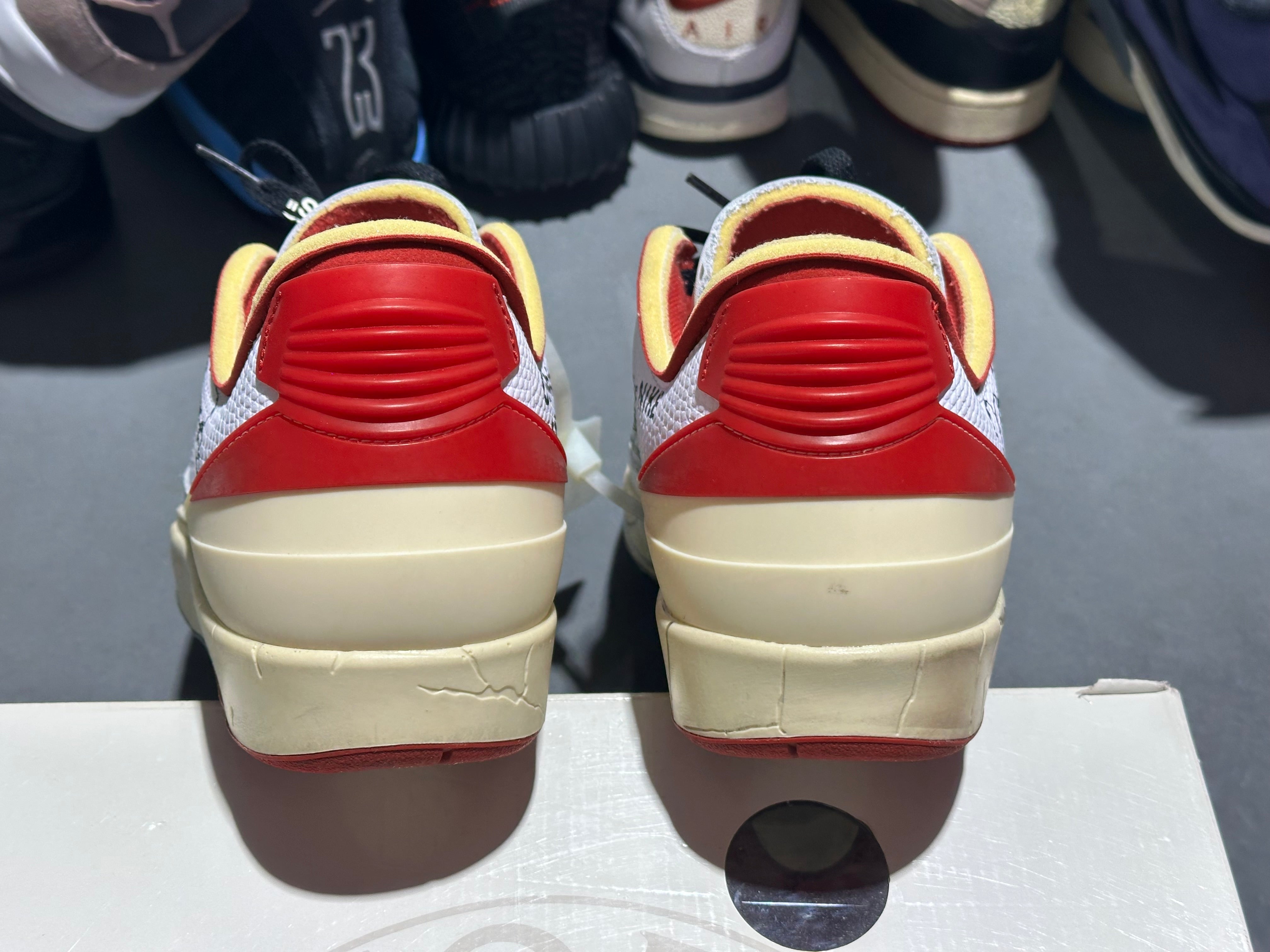 Air Jordan 2 Retro Low SP Off-White - Chicago White Red Blue Size 10.5