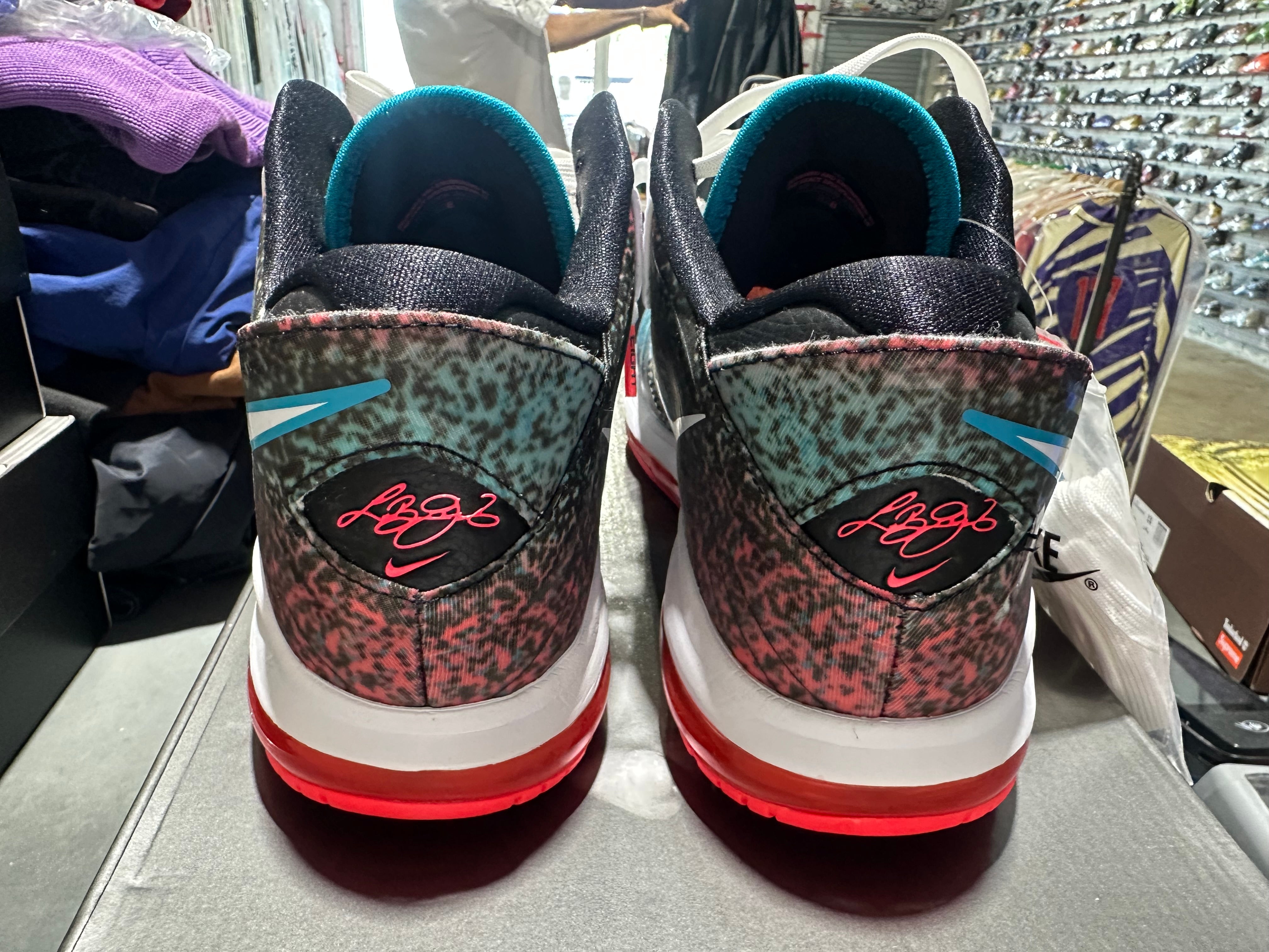 Nike Lebron 8 V2 Low QS - Miami Nights Size 11