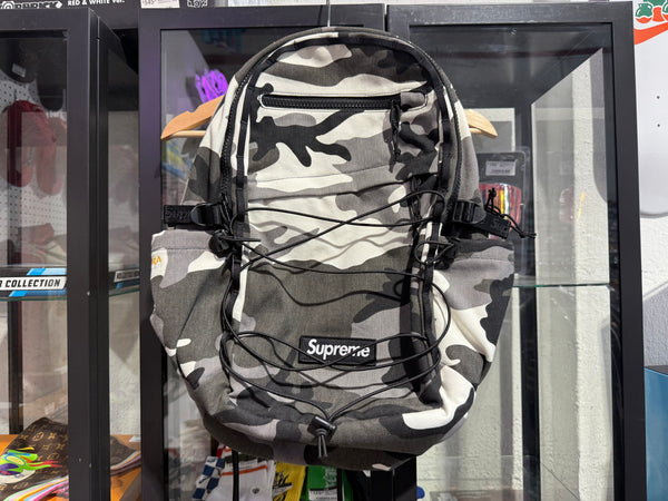 NEW Supreme SS25 Logo Backpack - Snow Camo