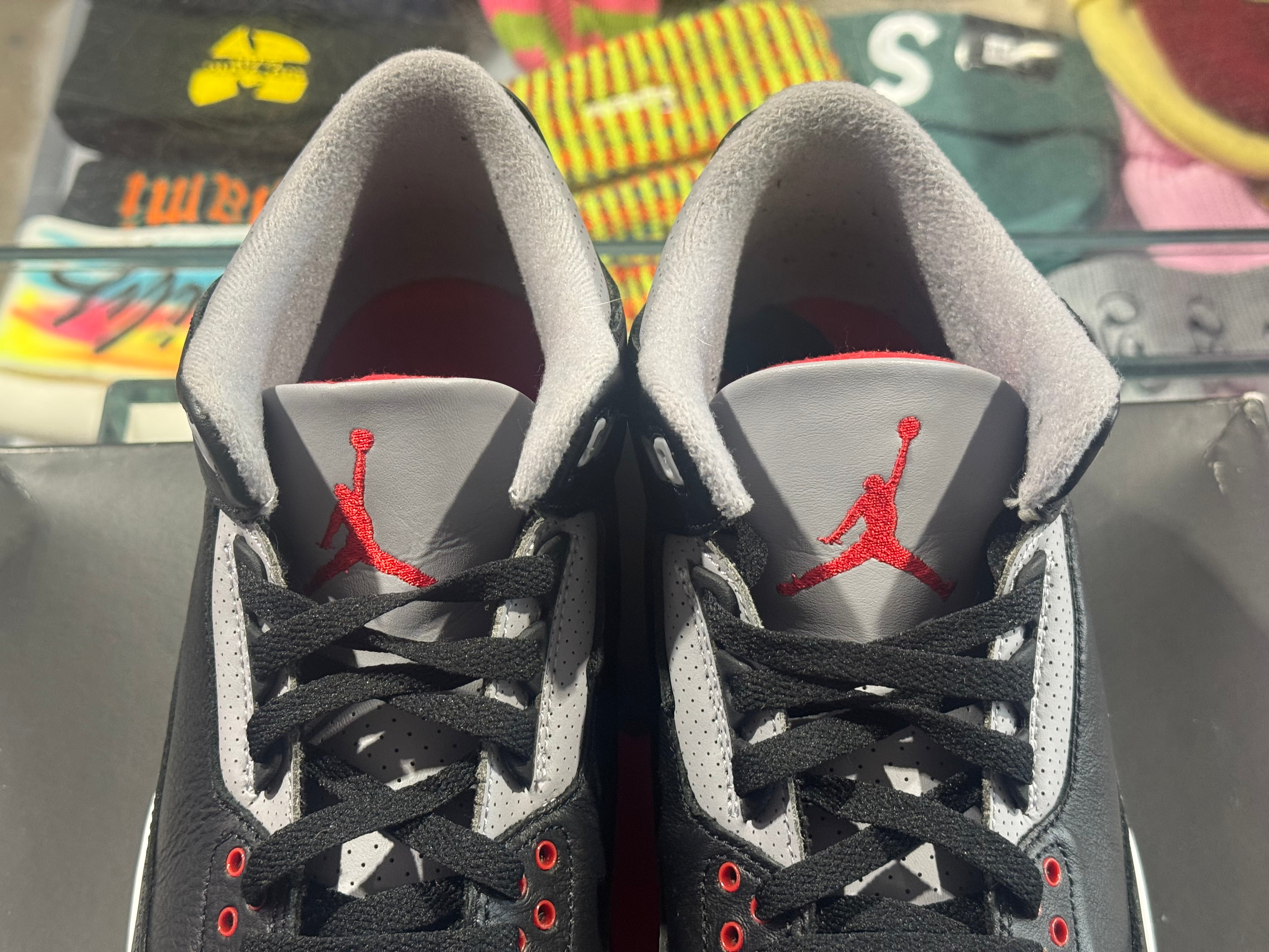 Air Jordan 3 Retro - Black Cement Size 11