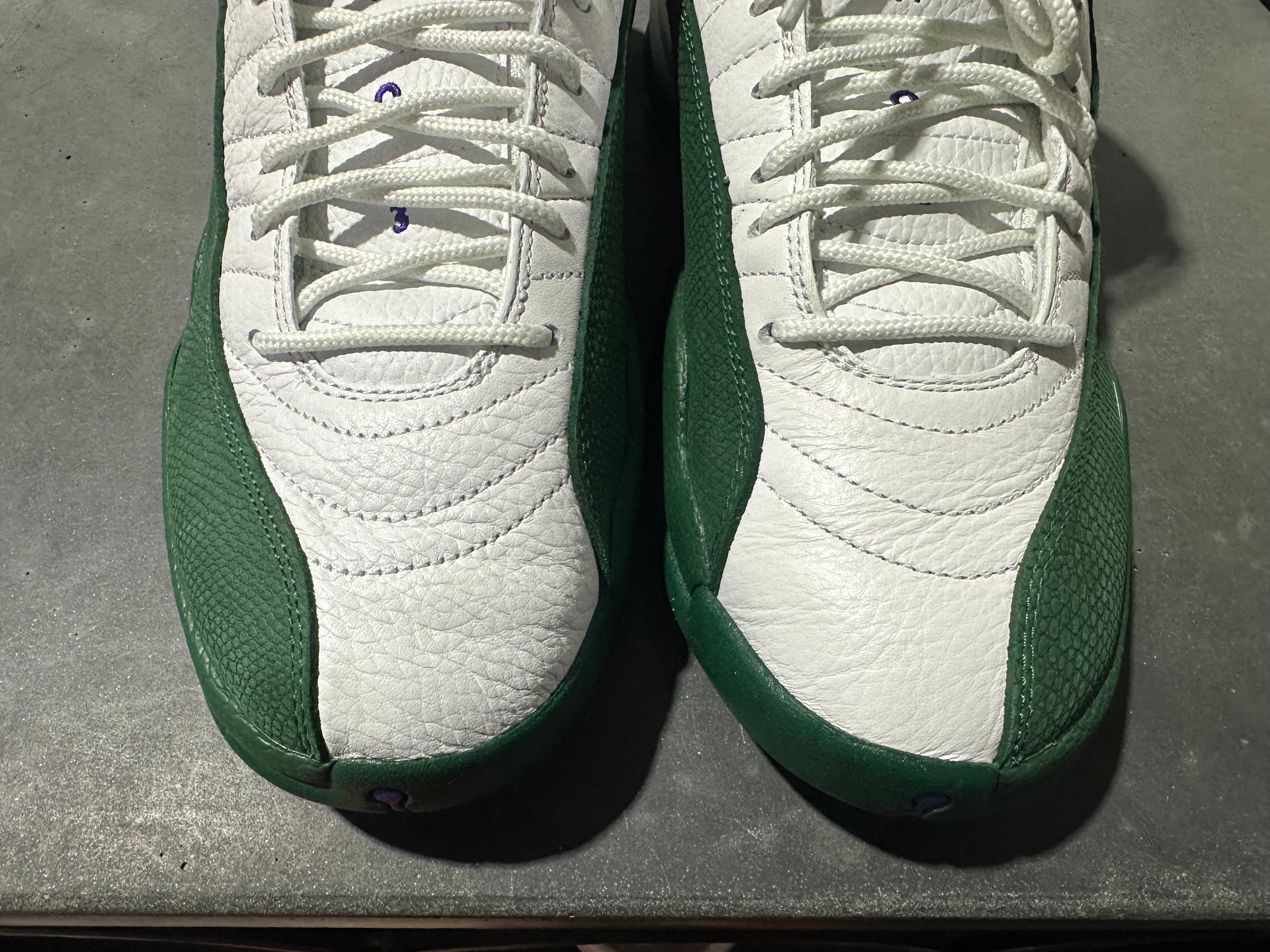 Air Jordan 12 Retro - Bucks Size 9.5