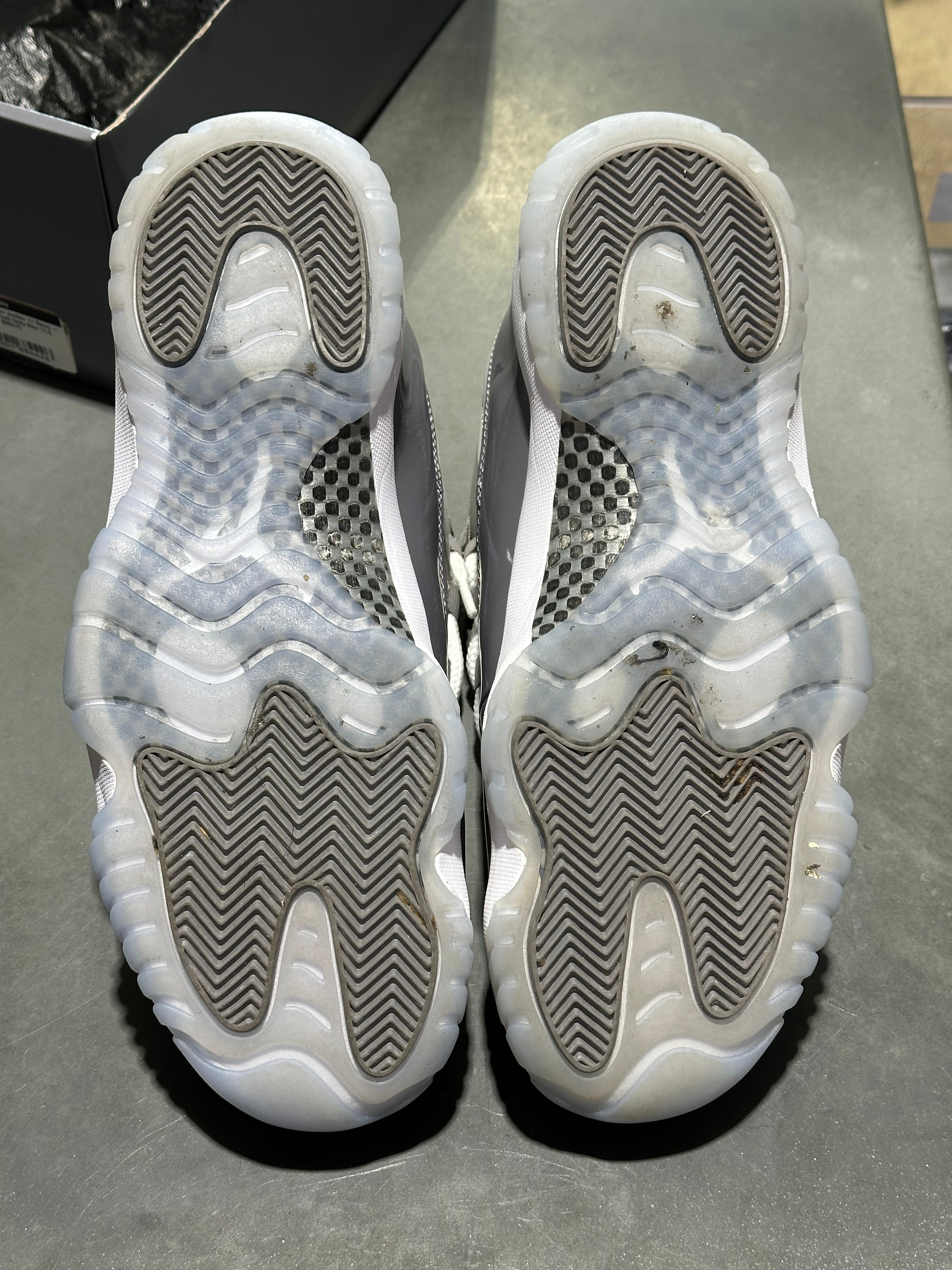 Air Jordan 11 Retro - Cool Grey Size 11.5