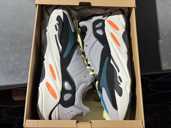 Adidas Yeezy Boost 700 - Wave Runner
