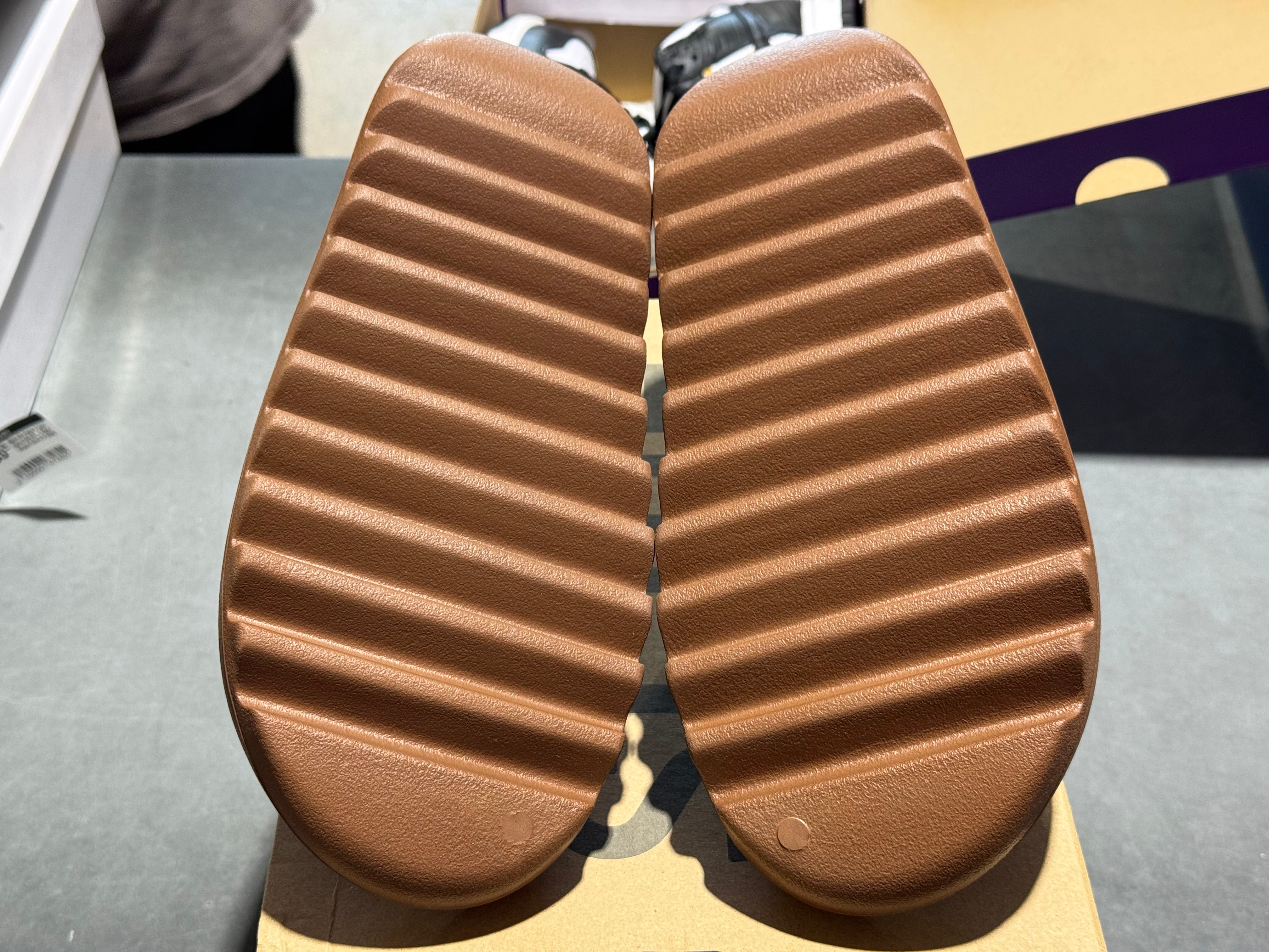 Adidas Yeezy Slide - Flax Size 11