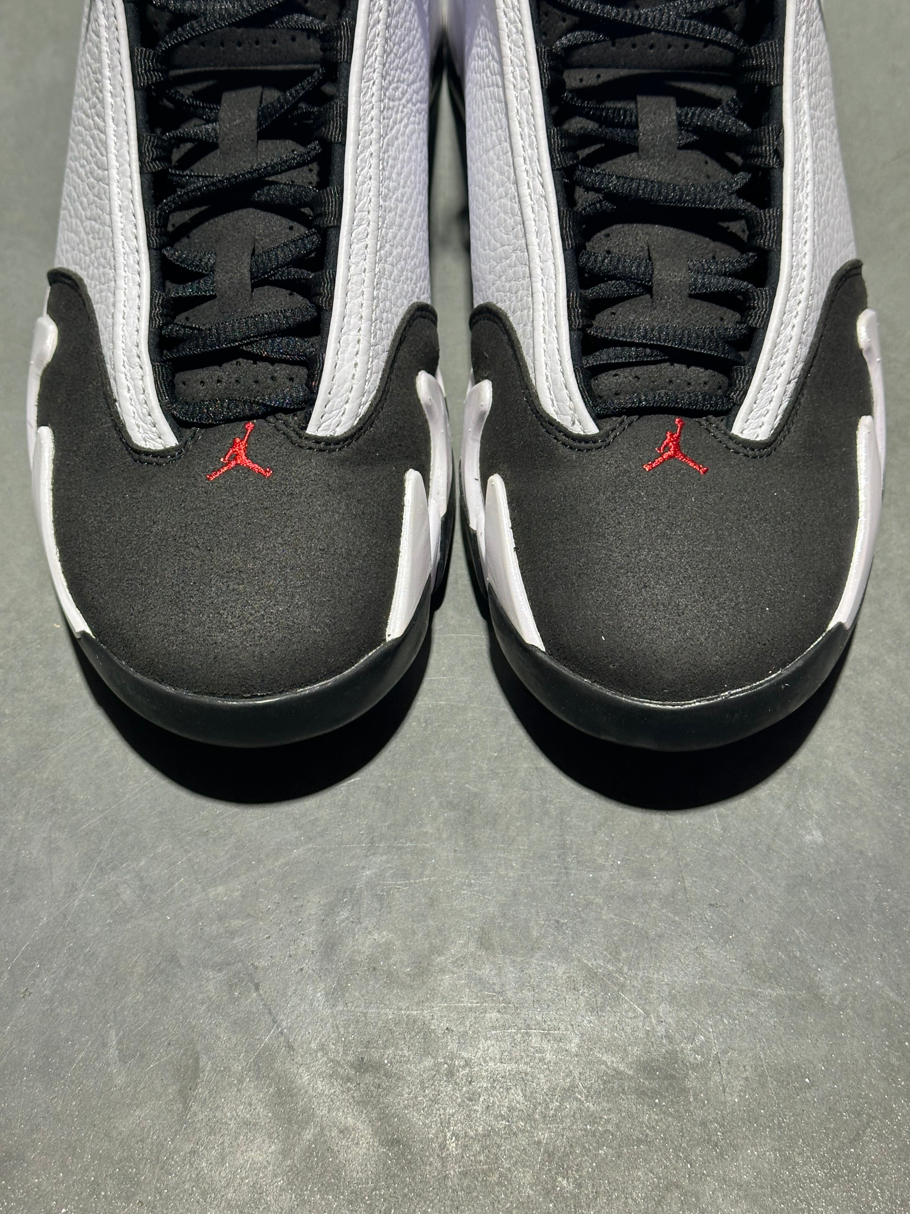 Air Jordan 14 Retro - Black Toe Size 10