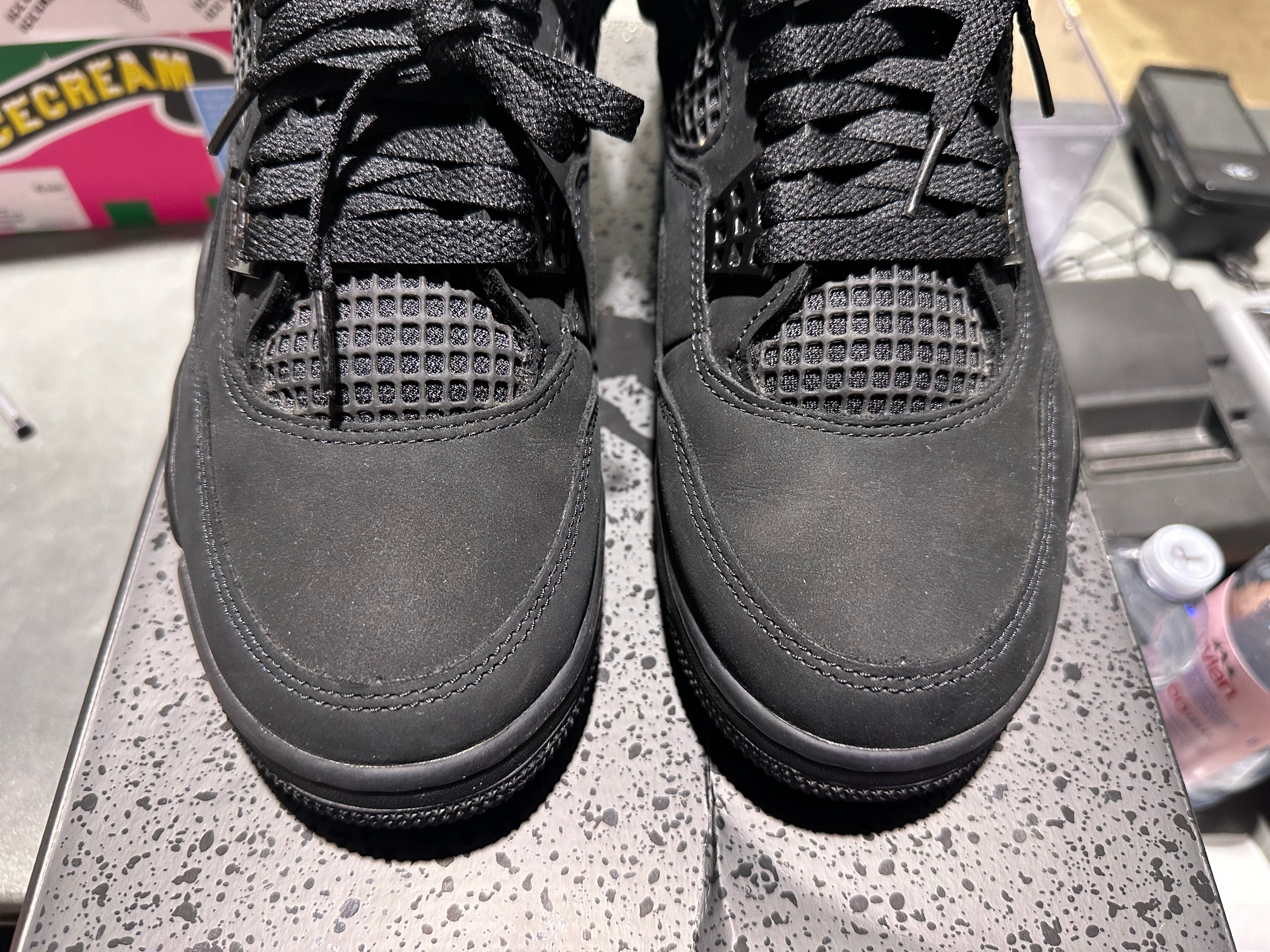 Air Jordan 4 Retro - Black Cat 2025 Size 10.5