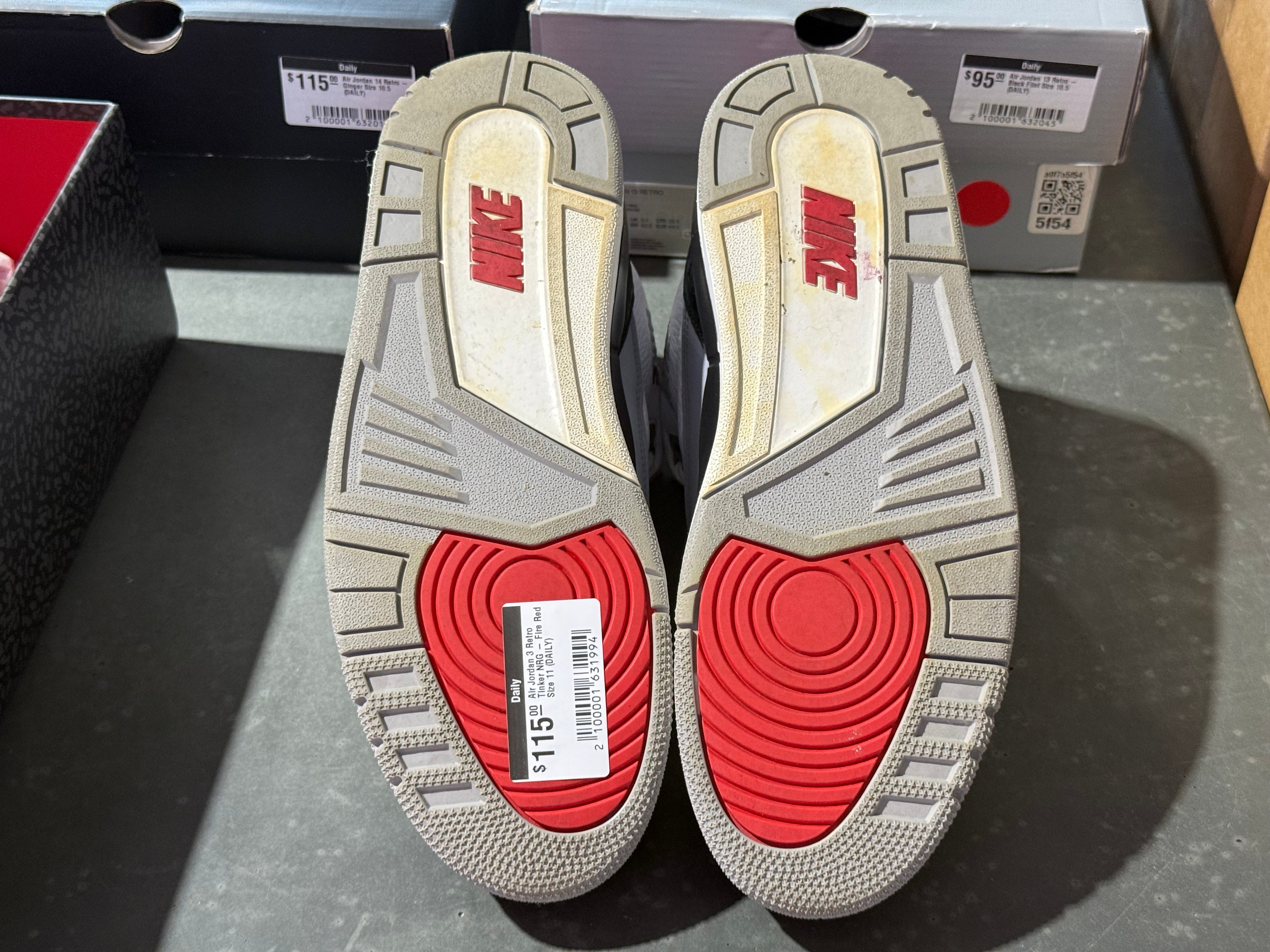 Air Jordan 3 Retro Tinker NRG - Fire Red Size 11