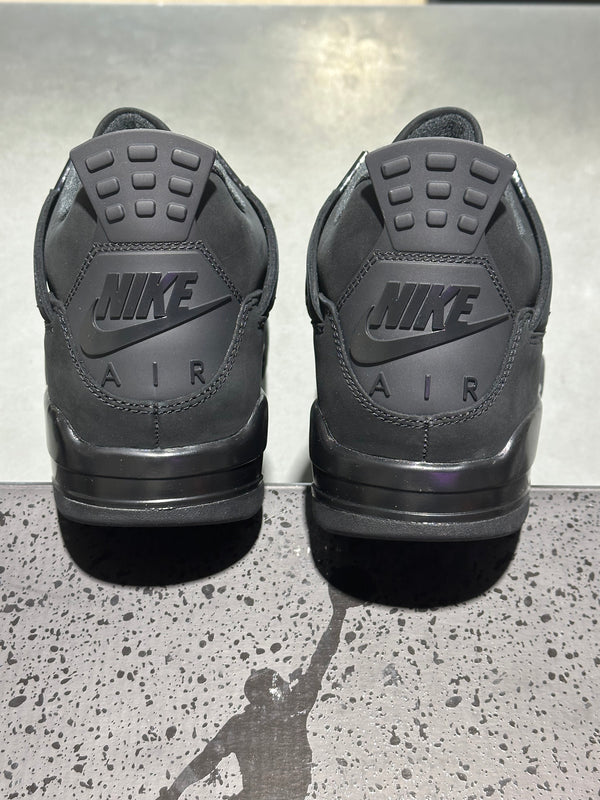 Air Jordan 4 Retro - Black Cat 2025 Size 9