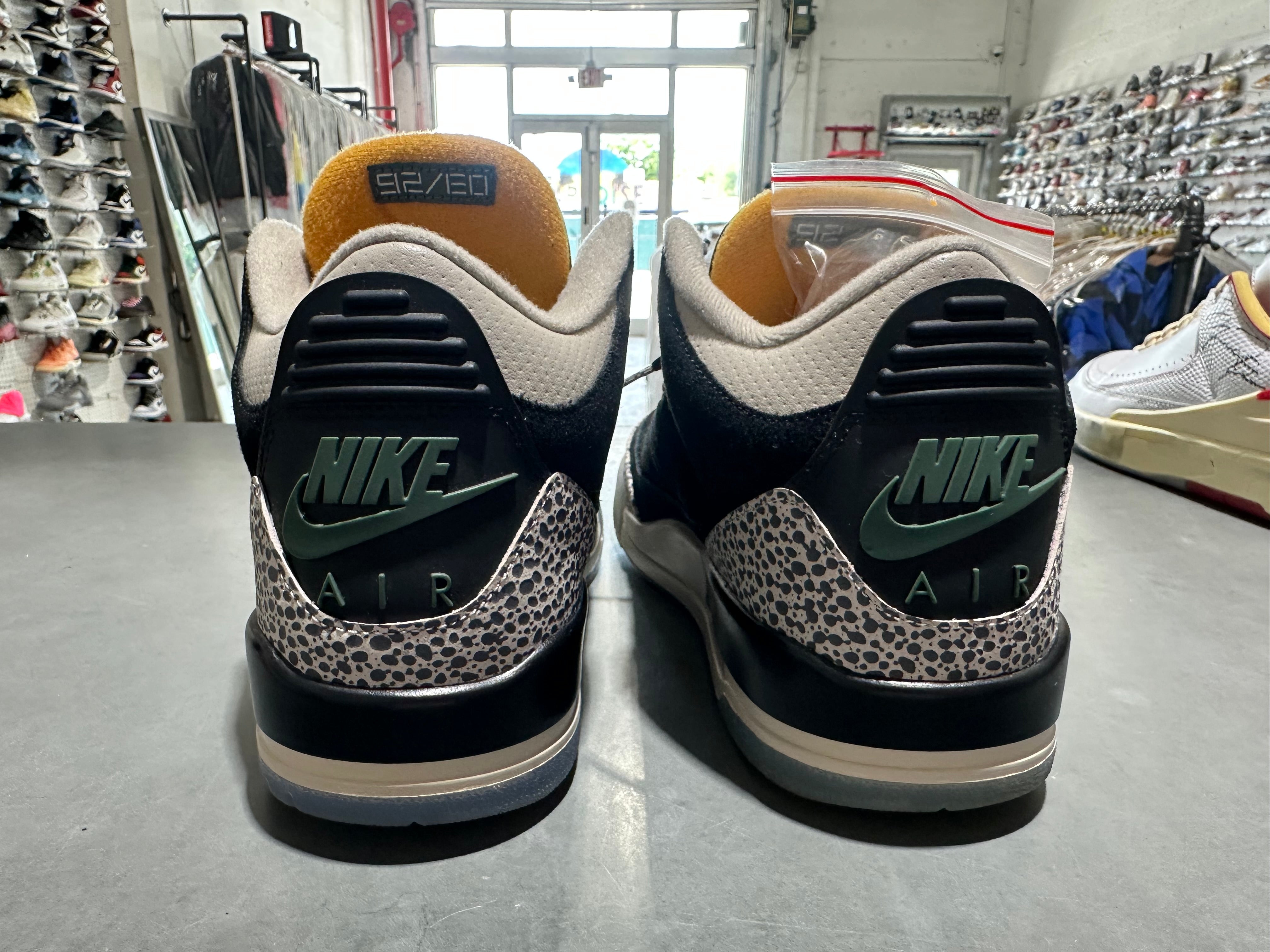 Air Jordan 3 Retro - Atmos Size 8.5