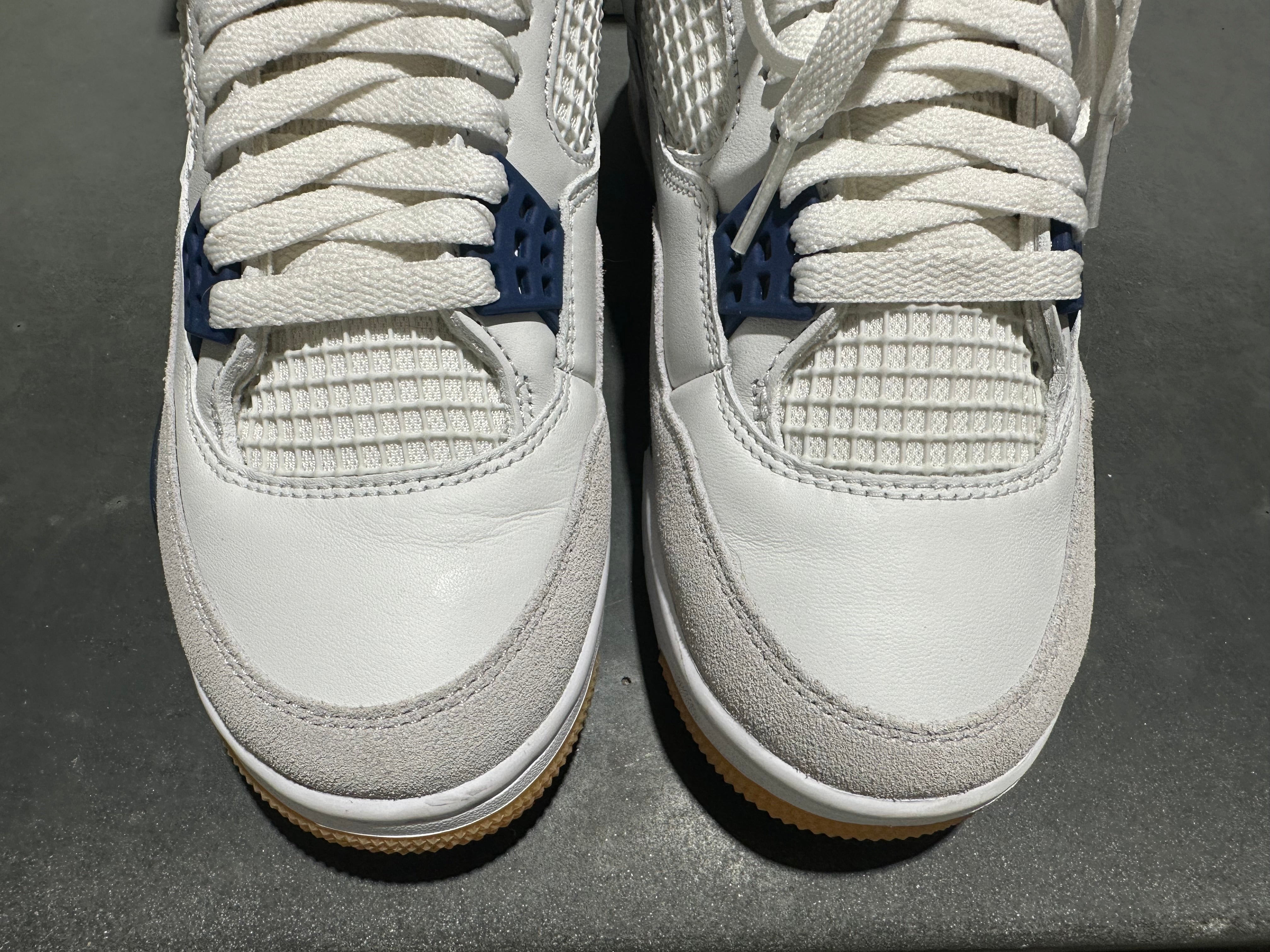 Air Jordan 4 Retro SP x Nike SB - Navy Size 7