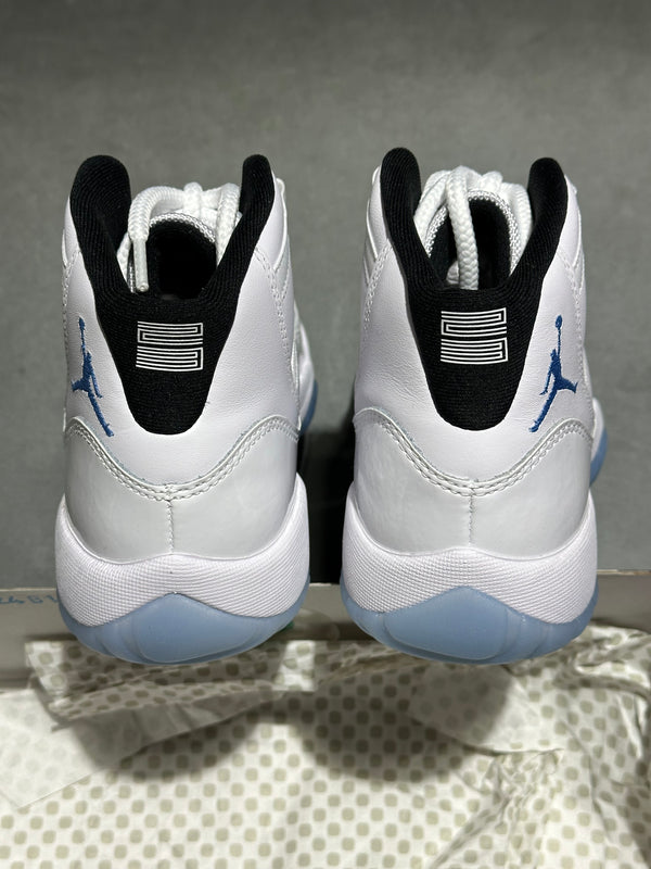 Air Jordan 11 Retro (GS) - Legend Blue 2024 Size 5Y