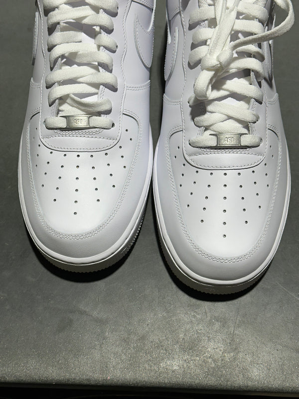 Nike Air Force 1 07 - Triple White Size 12.5